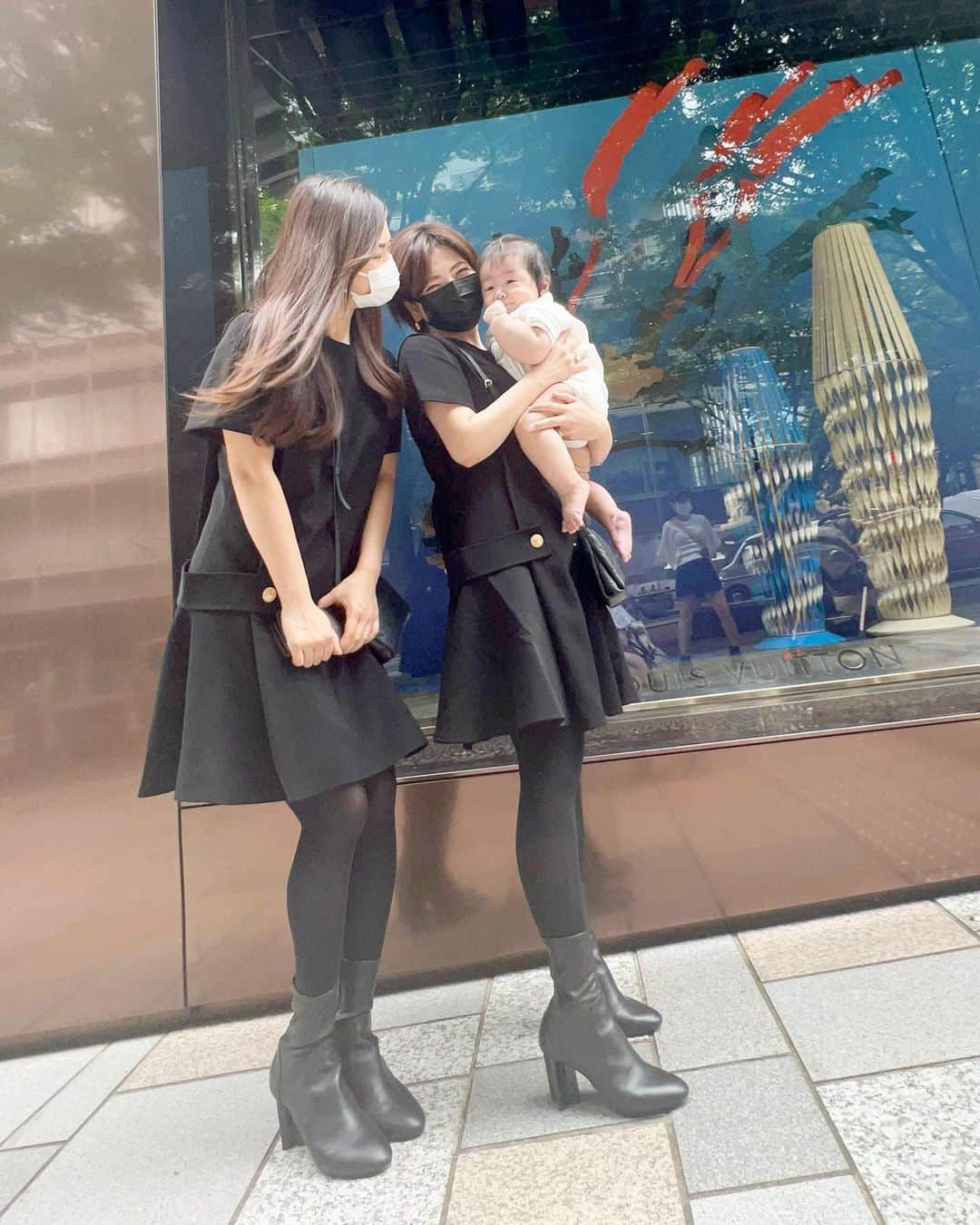 ゆーちゃんさんのインスタグラム写真 - (ゆーちゃんInstagram)「5日連続一緒に居た😌‪‪❤︎Savoire-Faire展 ‬  @lamele_x2  #サヴォアフェール #seelv #seelv展 #ルイヴィトン #ルイヴィトン六本木ヒルズ店 #ルイヴィトン新作 #ルイヴィトン好き #ラグジュアリーインテリア #ポップアップ #ポップアップストア #期間限定イベント #六本木ヒルズ  #louisvuitton  #インテリア好きな人と繋がりたい  #インテリア好き」8月8日 20時23分 - yurina_era999