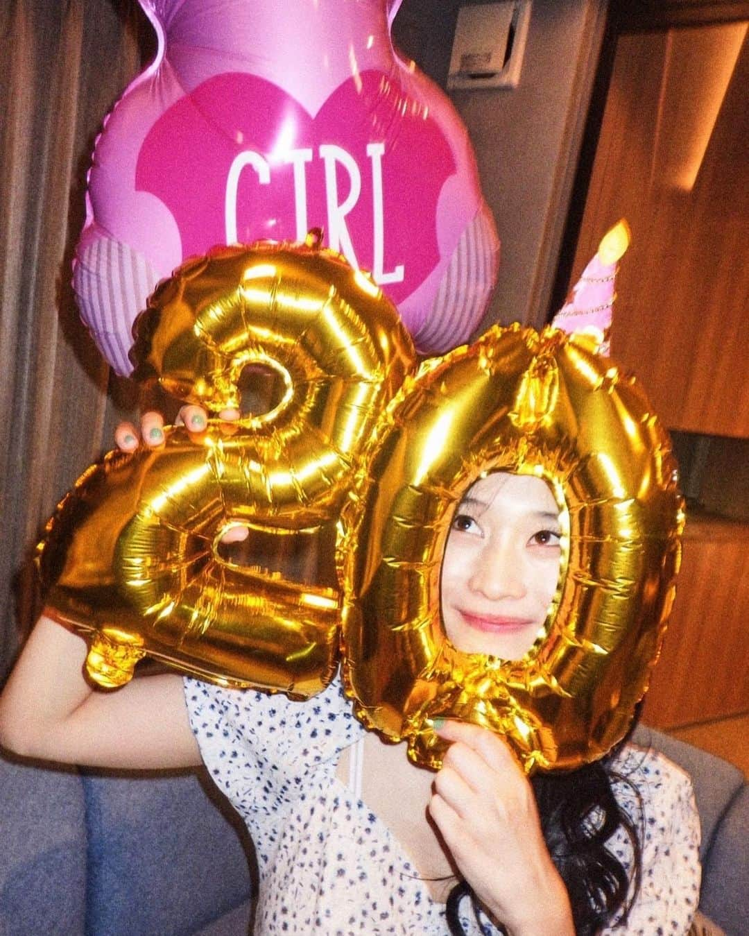 橘花凛さんのインスタグラム写真 - (橘花凛Instagram)「32歳になりました🎂🥰 気持ちは20歳です😘」8月9日 9時07分 - rintakahashi0809