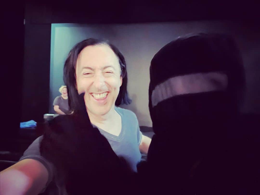 アラン・カミングさんのインスタグラム写真 - (アラン・カミングInstagram)「Fun and japes with friends old and new in Edinburgh!」8月9日 22時21分 - alancummingreally