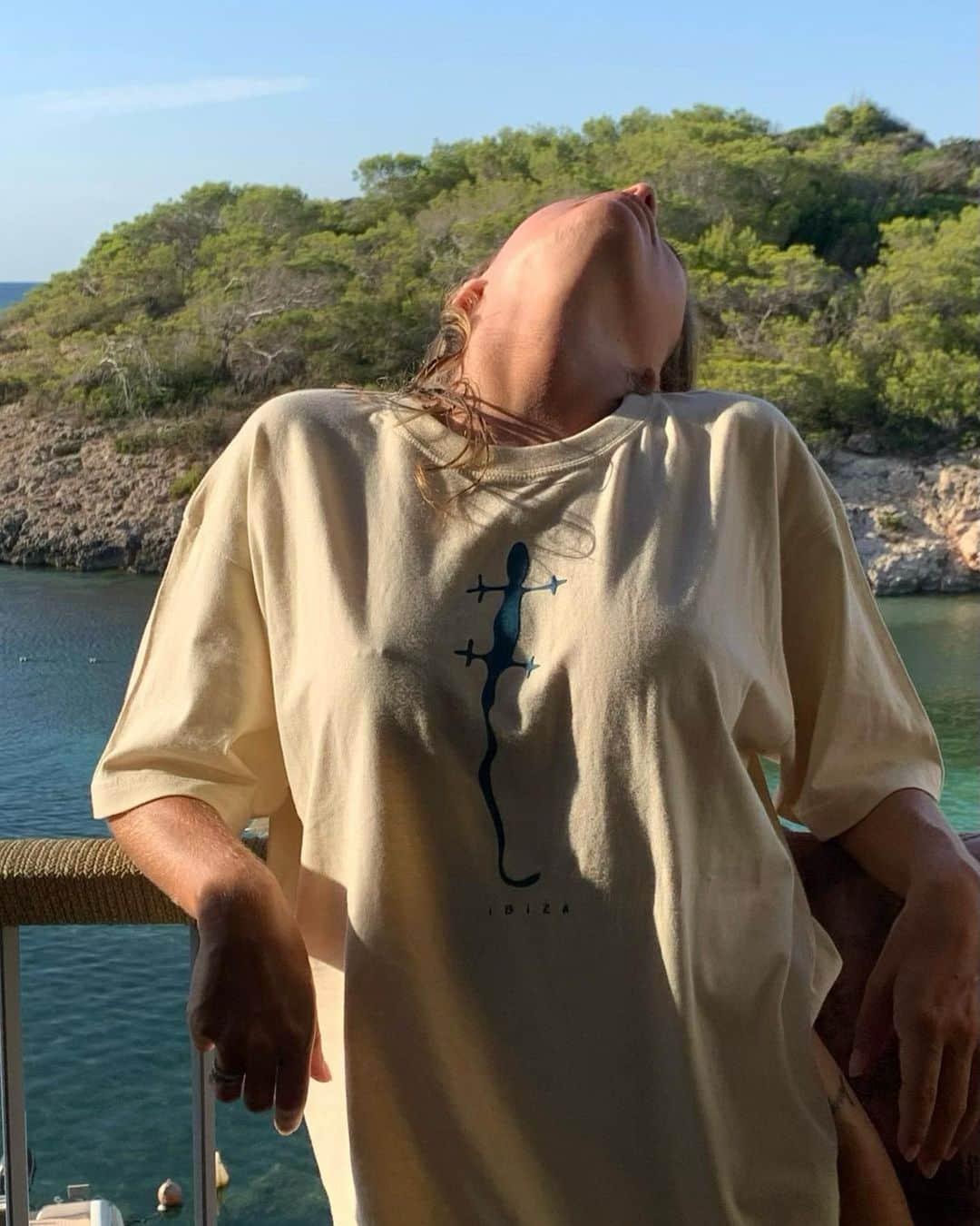 マチルダ・タントットさんのインスタグラム写真 - (マチルダ・タントットInstagram)「Ibizaaaa 🦎🦎🦎」8月10日 2時18分 - mathildtantot