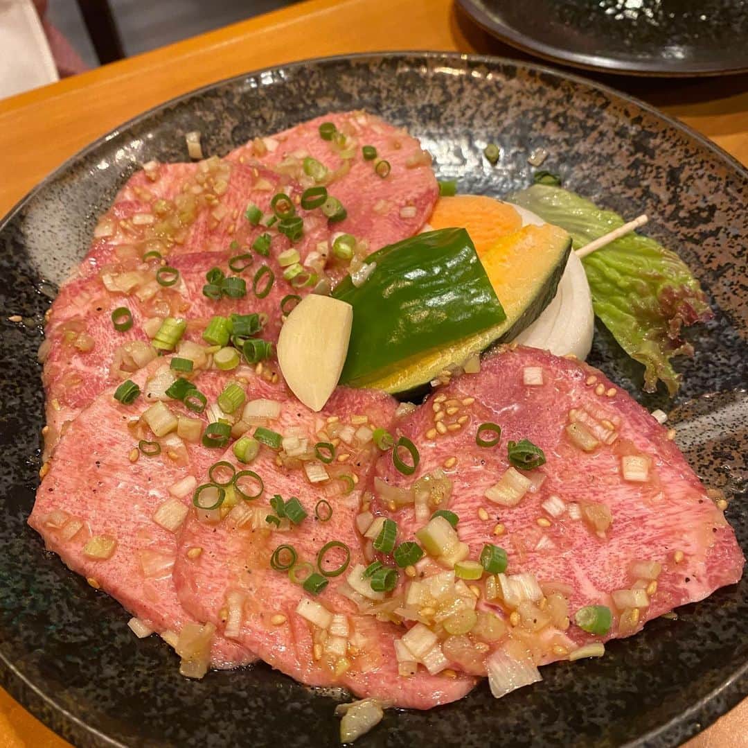 岩村菜々美さんのインスタグラム写真 - (岩村菜々美Instagram)「はい、美味いやつーーー。 この牛タンお腹はち切れるまで食べたい」8月10日 14時06分 - nanami1120