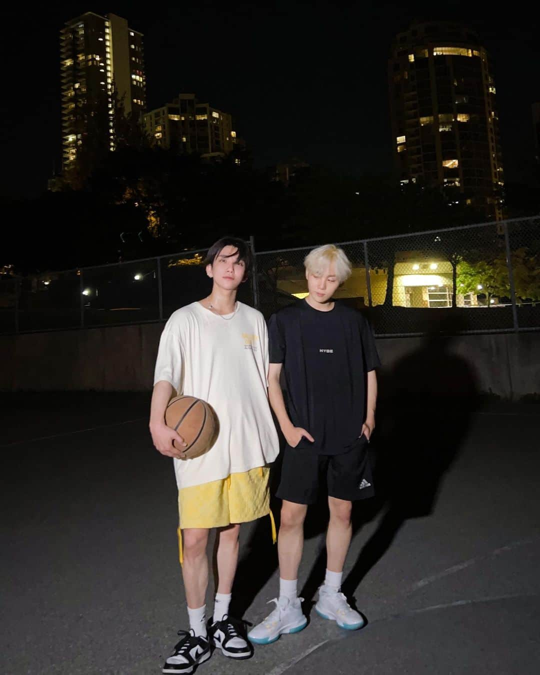 ジョシュアさんのインスタグラム写真 - (ジョシュアInstagram)「🌅 🏀」8月11日 9時52分 - joshu_acoustic