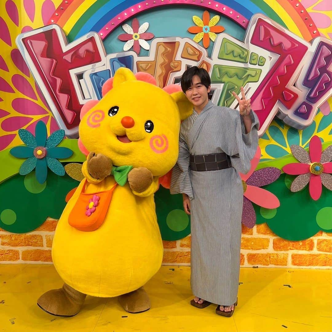 日本テレビ「ヒルナンデス！」さんのインスタグラム写真 - (日本テレビ「ヒルナンデス！」Instagram)「沖縄旅楽しそうでしたね✨ 鍾乳洞の外にあったブランコを漕ぐ楽くん！ まるでパパのような桐山さんがパシャパシャ撮ってくれました📷 今日のヒルナンデスは皆浴衣で出演！ 楽くんのお兄ちゃん、福さんも大人っぽい浴衣お似合いでした✨  ファッションバトル決勝進出は 福岡放送伊藤舞アナ 福島中央テレビ永井麻葵アナ👏💕 私は4位でした...とほほ🥲 伸び代があると前向きに捉えてリベンジ頑張ります!!笑  明日のヒルナンデスは ・マチャミのおひとり様が行く ・夏休み自由研究SP そしてスタジオでINIの最新曲生パフォーマンスもあります!!」8月11日 16時27分 - hirunandesu_ntv_official