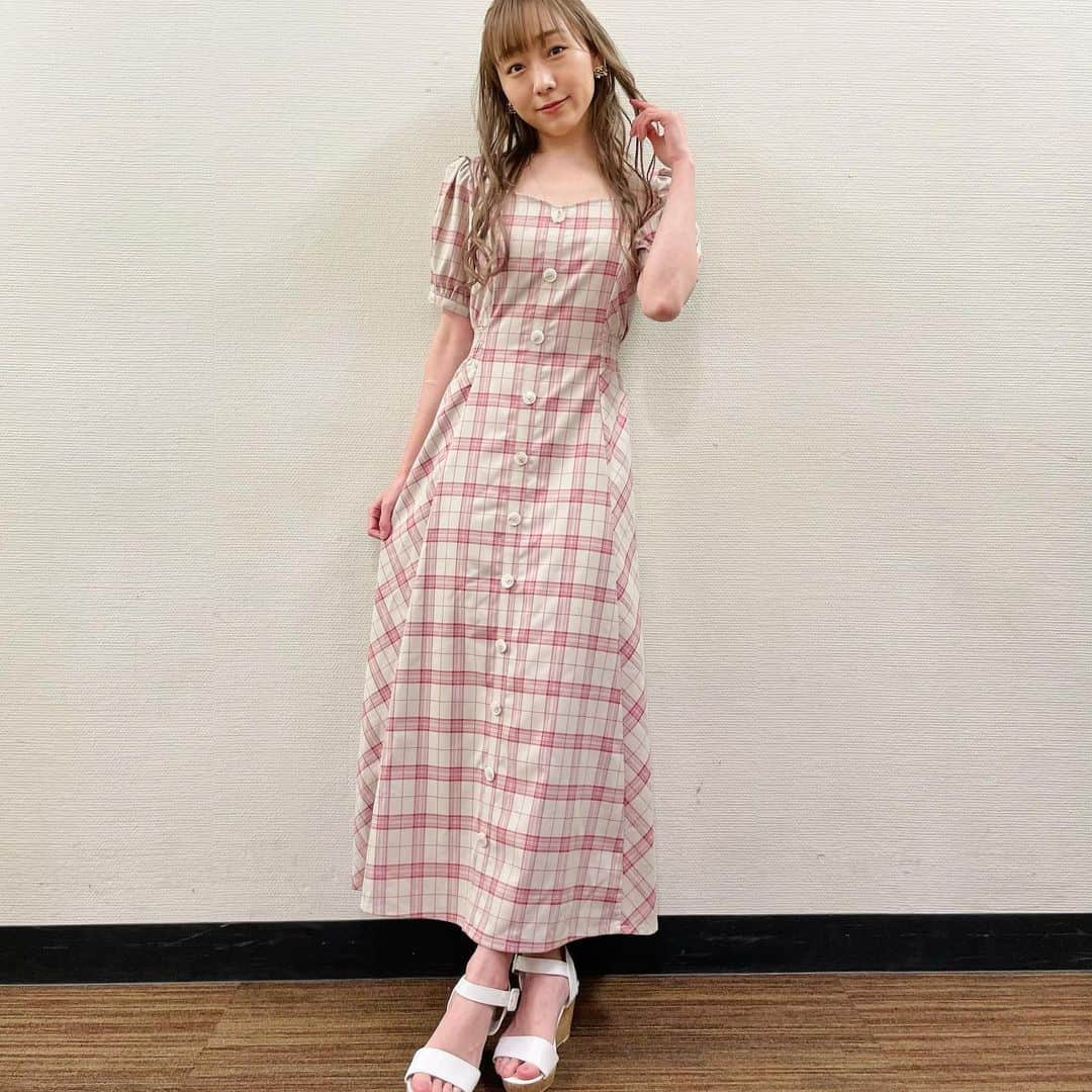 須田亜香里さんのインスタグラム写真 - (須田亜香里Instagram)「清水崇監督プロデュースの心霊ドッキリ。本当に怖かった😭 あと、須賀健太くんのリアクションがテレビで客観的にみると面白かったです(笑) TVerで配信してるのでぜひ。 #モニタリング  8月12日(金) 🙈ニコニコチャンネル　ロケ @ 北海道 12:00〜18:00まで須田亜香里を街中で見かけたらフリーで盗撮していいという、おかしい企画しますw  📺中京テレビ 19:00〜 #ps純金 高田純次さんと藤森さんとスタジオとロケ☺️  📻須田亜香里×ASUNAL TREASURE FM AICHI 20:30〜 富田安洋さんの怪談。  8月13日(土) 🎤ツアーZepp札幌 #ske48summerzepptour2022  2公演ともニコニコチャンネルにて生配信あります！  8月14日(日) 🚴‍♀️BSテレ東　18:55〜生放送 #アナタの知らない競輪の世界 浴衣着ます🐣  👻六本木怪談フェス 21:00〜 生配信あります！ こちらも浴衣着てます🐣  🀄️テレビ朝日 & ABEMA 25:30〜 #熱闘mリーグ  年に一度のクイズ企画！ 今年も必見💓」8月12日 0時19分 - akarisuda