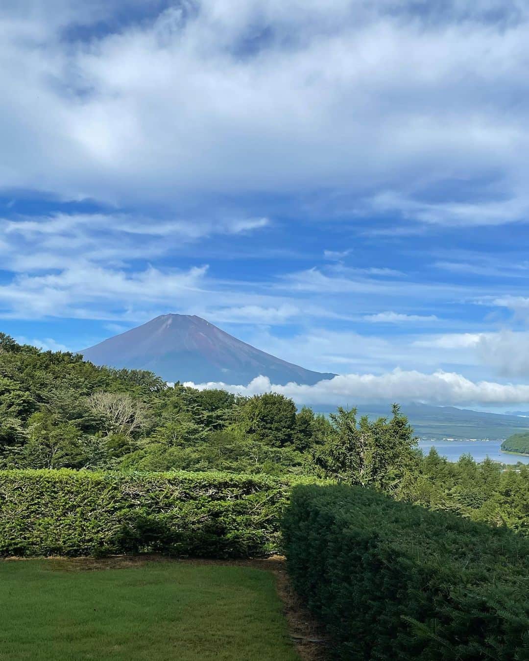 谷村奈南さんのインスタグラム写真 - (谷村奈南Instagram)「スタジオ制作Days❤️‍🔥  POUに続き、今回もこの素晴らしき最高の環境でクリエイションできる、有り難き幸せ。  #3days #富士山パワー　 #grateful」8月12日 12時15分 - nanatanimura