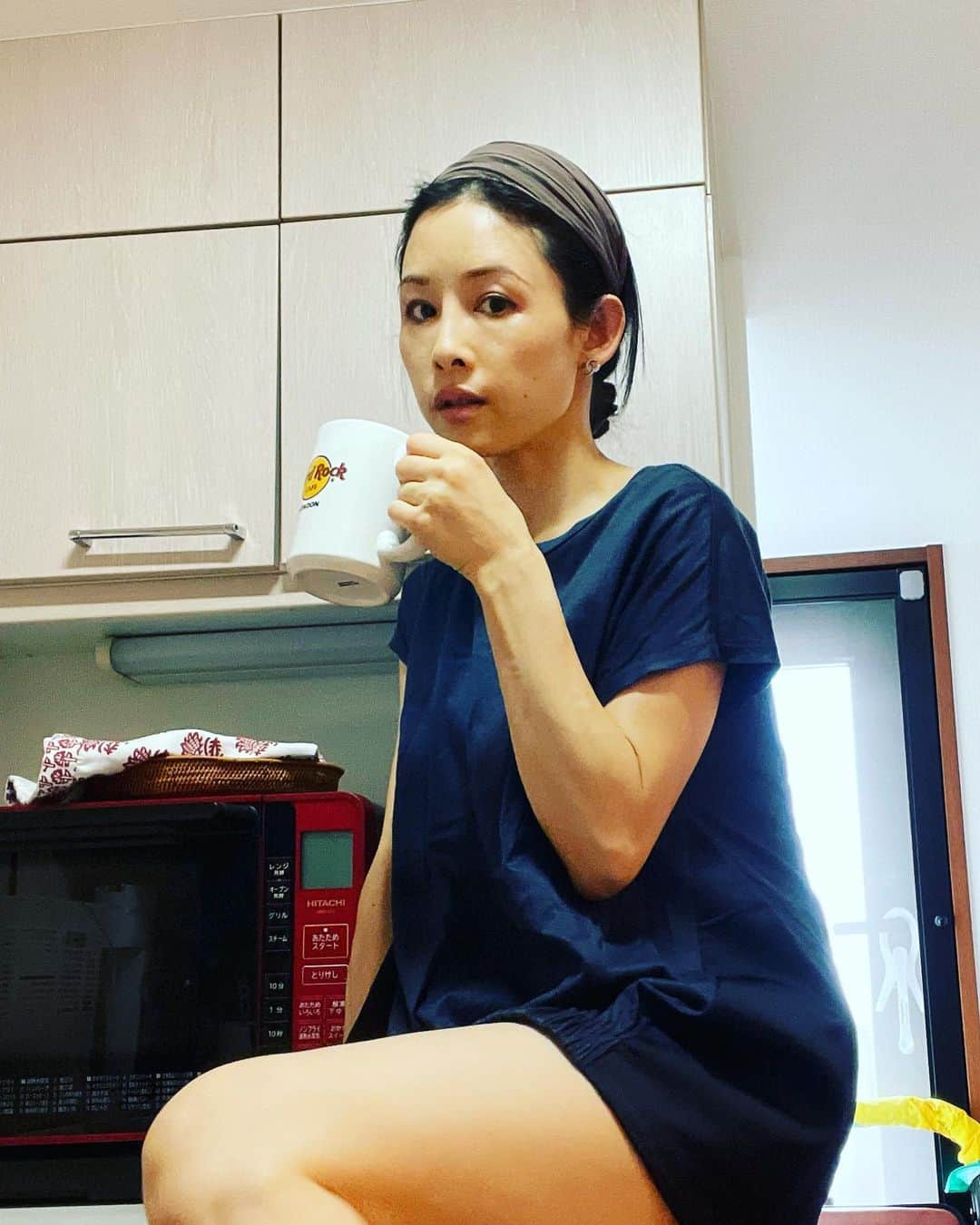 中岡由佳さんのインスタグラム写真 - (中岡由佳Instagram)「午後3時。キッチンでドリップコーヒー☕️ #excuseme #coffeebreak」8月12日 15時13分 - yuka_nakaoka