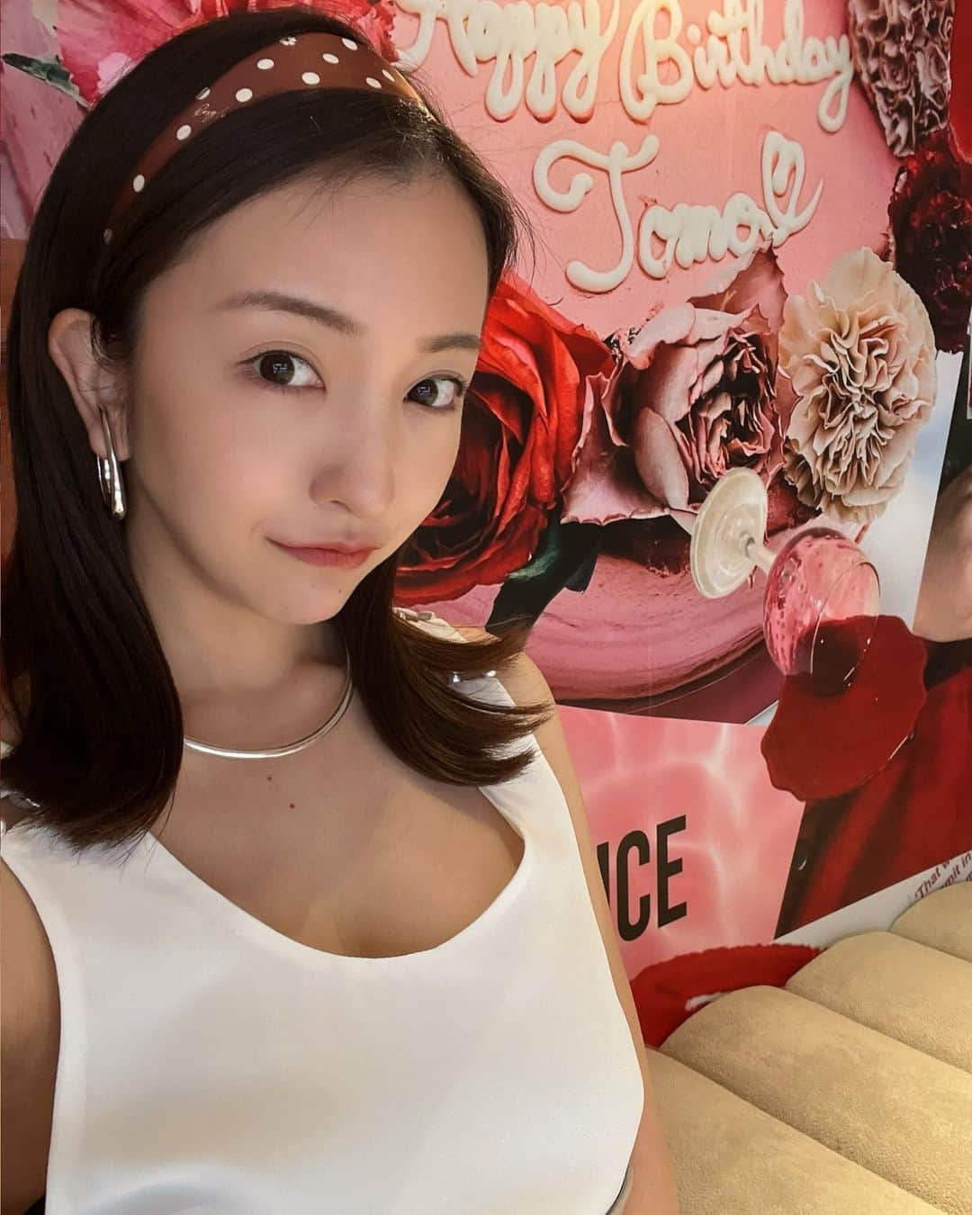 板野友美さんのインスタグラム写真 - (板野友美Instagram)「たくさん撮った🤭🍦💋  Rosyイベント2回目♪  最終日、雨の中たくさんの方が 来てくれてます😳💕💕  3日間、本当にありがとうございます🕊 ͗ ͗  @rosyluce  #Rosyluce」8月13日 11時18分 - tomo.i_0703