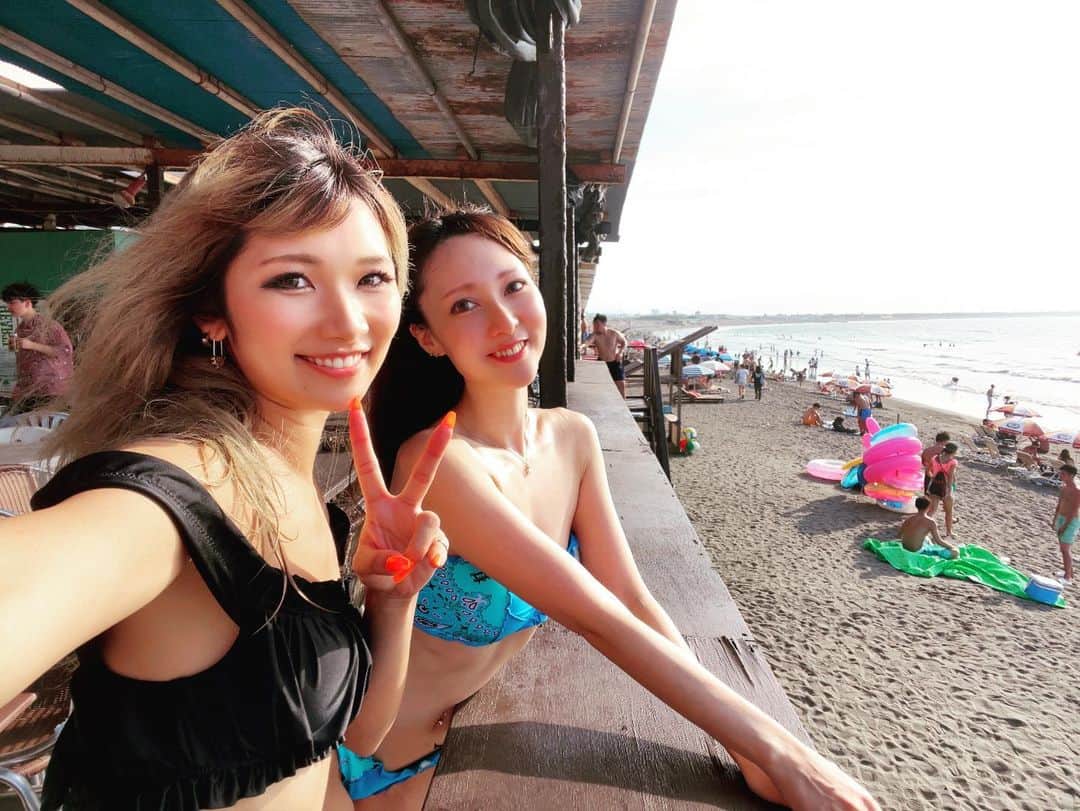 高橋由真さんのインスタグラム写真 - (高橋由真Instagram)「🌴🌺🌴🌺🌴🌺🌴  台風🌪やだー！！😖 楽しかった海の写真載せる🥲💓  #夏 #summer #海 #水着 #風強め #ゆまいち」8月13日 16時31分 - yumachi1021