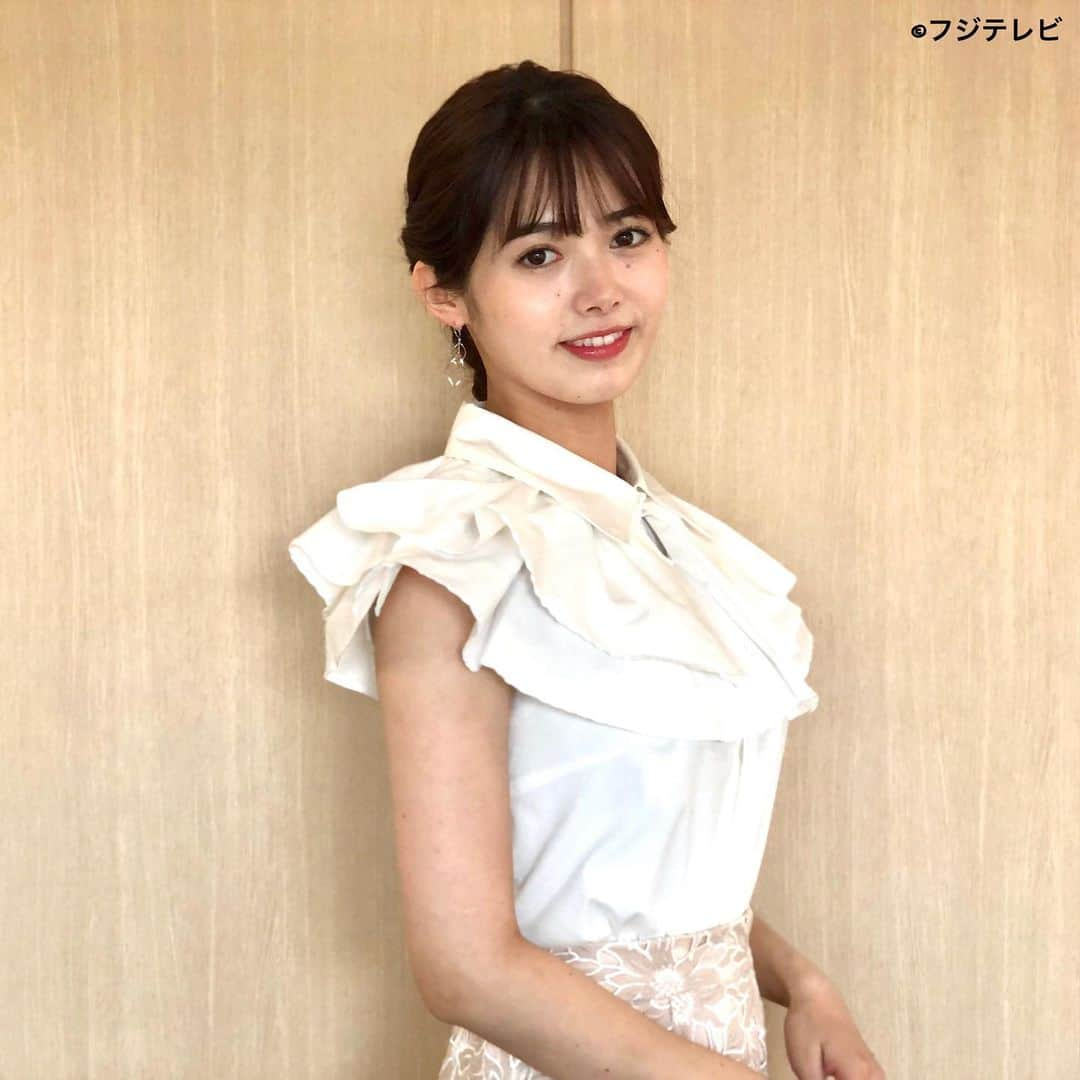 フジテレビ「めざましテレビ」さんのインスタグラム写真 - (フジテレビ「めざましテレビ」Instagram)「ファッション雑誌CanCamとコラボした お天気コーナー「きょう何着て行く？」 谷尻萌の毎日のコーデを紹介♪  ８月１２日（金）　  【今日のコーデ】 ・ブラウス→ @and.couture 　　　９７９０円 ・スカート→ @willselection_official １万４９６０円 ・靴→ @talantonbydiana ２万２０００円 ・イヤリング→ @cocoshnik_official 　３万９６００円    【コーデのポイント】 裾に透け感を持たせたスカートが爽やかフェミニン😍  一枚でも着映えしますが フリルたっぷりのブラウスとコーディネートすると より華やかな装いに✨  気分を高めたいお仕事DAYにぴったりです👍🎉  #めざましテレビ #きょう何着て行く？ #谷尻萌 #今日のコーデ #コーデ #CanCam #今日のファッション#ootd #きょう何着て行く？は月〜金朝6時22分ごろ放送📺  #もえちゃん #きれいめコーデ #きれいめカジュアル #大人コーデ #夏コーデ #オフィスカジュアル #上品コーデ #アナウンサー衣装」8月13日 18時46分 - mezamashi.tv