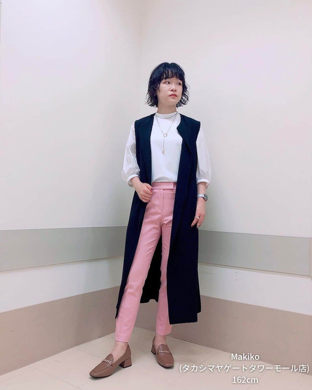 PLST（プラステ）さんのインスタグラム写真 - (PLST（プラステ）Instagram)「【STAFF COORDINATE】 発売から大人気のプリーツスカートや、真夏から秋まで快適に過ごせる、トリアセテート100%素材のニュースーツなど注目の新作をPICK UP！  この機会にぜひまとめてチェックしてみてください✨  着用アイテムの詳細は、商品名または画像をタップして頂き商品タグよりご覧頂けます。  ▶︎着こなし発見アプリ(@stylehint_official )で気になるスタッフをフォローして旬の着こなしをチェック！  #PLST #プラステ #プラステコーデ #PLSTコーデ #コーデ #コーディネート #カジュアルコーデ #シンプルコーデ #きれいめカジュアル #トレンドコーデ #トレンド #ベーシック #22fw #夏コーデ #秋コーデ」8月13日 23時48分 - plst_official