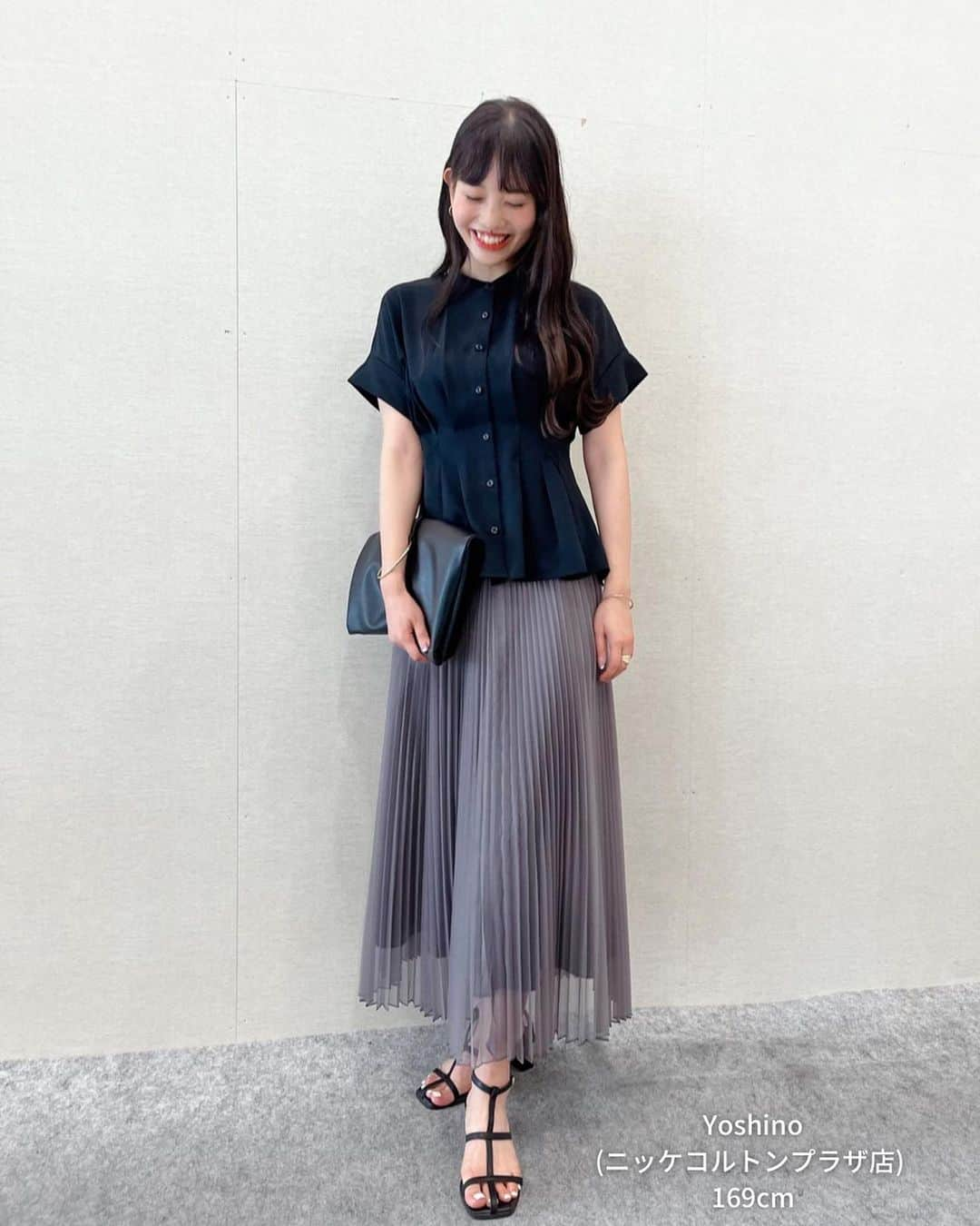 PLST（プラステ）さんのインスタグラム写真 - (PLST（プラステ）Instagram)「【STAFF COORDINATE】 発売から大人気のプリーツスカートや、真夏から秋まで快適に過ごせる、トリアセテート100%素材のニュースーツなど注目の新作をPICK UP！  この機会にぜひまとめてチェックしてみてください✨  着用アイテムの詳細は、商品名または画像をタップして頂き商品タグよりご覧頂けます。  ▶︎着こなし発見アプリ(@stylehint_official )で気になるスタッフをフォローして旬の着こなしをチェック！  #PLST #プラステ #プラステコーデ #PLSTコーデ #コーデ #コーディネート #カジュアルコーデ #シンプルコーデ #きれいめカジュアル #トレンドコーデ #トレンド #ベーシック #22fw #夏コーデ #秋コーデ」8月13日 23時48分 - plst_official