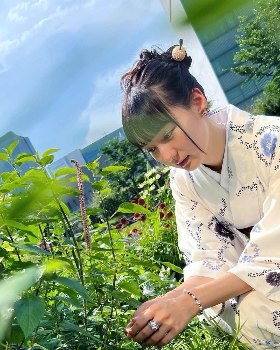 道江幸子さんのインスタグラム写真 - (道江幸子Instagram)「🌌🤍 ⁡ ⁡ ⁡ ⁡ ⁡ ⁡ ⁡ #着物 #和装 #kimono」8月14日 12時04分 - sachiko_michie
