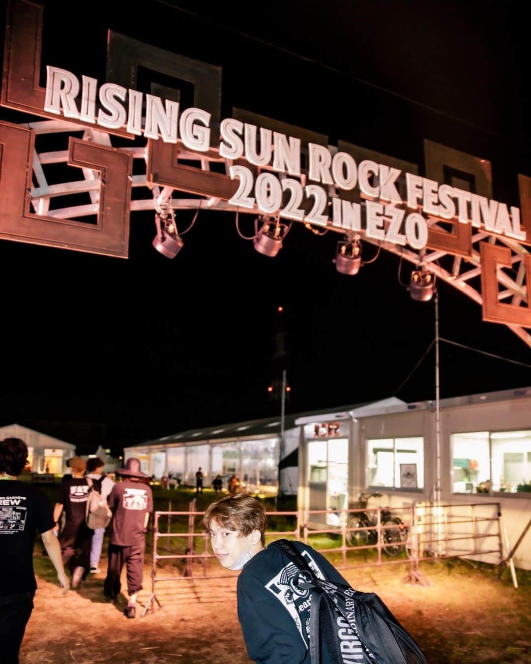 GENさんのインスタグラム写真 - (GENInstagram)「2022.08.13『RISING SUN ROCK FESTIVAL 2022 in EZO』 ライジング最高すぎて結局朝まで居た。 photo by @fujiitaku」8月14日 12時47分 - 04genls