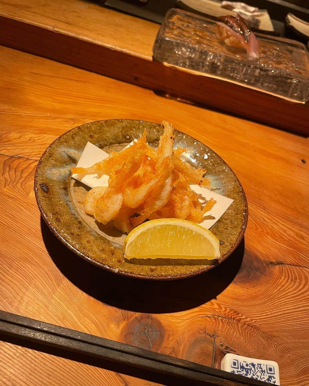 白戸ゆめのさんのインスタグラム写真 - (白戸ゆめのInstagram)「🍣 . 久々のお寿司は体に染みた🥺 おいしい思い出投稿✨ 頑張った自分にたまにはご褒美しないとです笑 . #鮨 #eat #麻布十番 #そびえたつエビ」8月14日 21時40分 - yumeno.s_