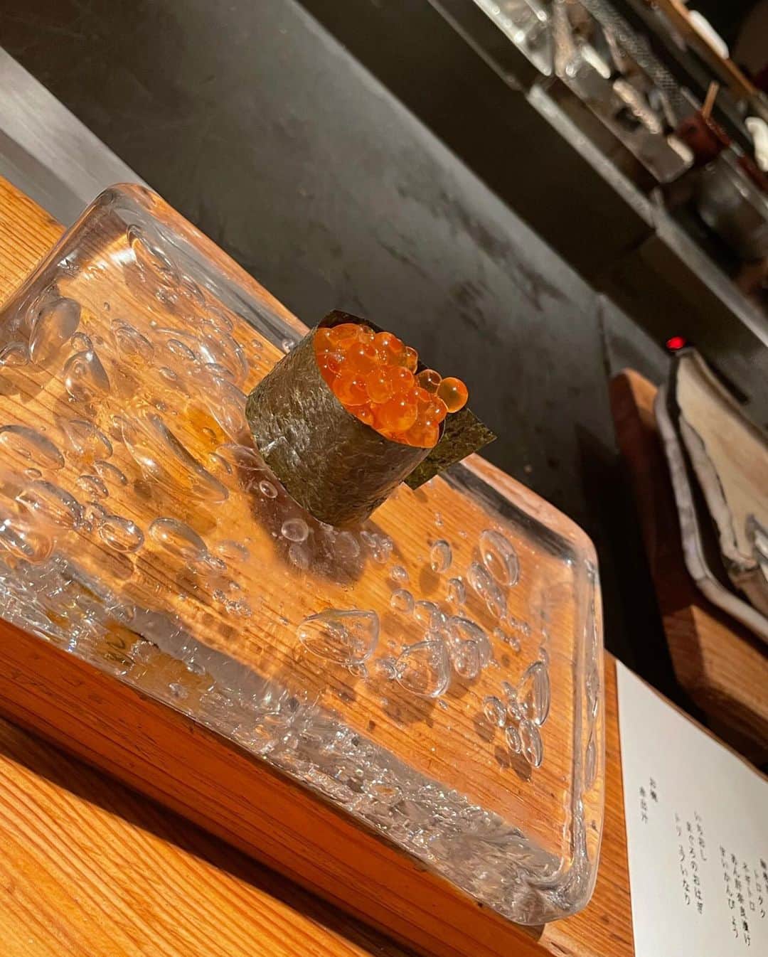 白戸ゆめのさんのインスタグラム写真 - (白戸ゆめのInstagram)「🍣 . 久々のお寿司は体に染みた🥺 おいしい思い出投稿✨ 頑張った自分にたまにはご褒美しないとです笑 . #鮨 #eat #麻布十番 #そびえたつエビ」8月14日 21時40分 - yumeno.s_