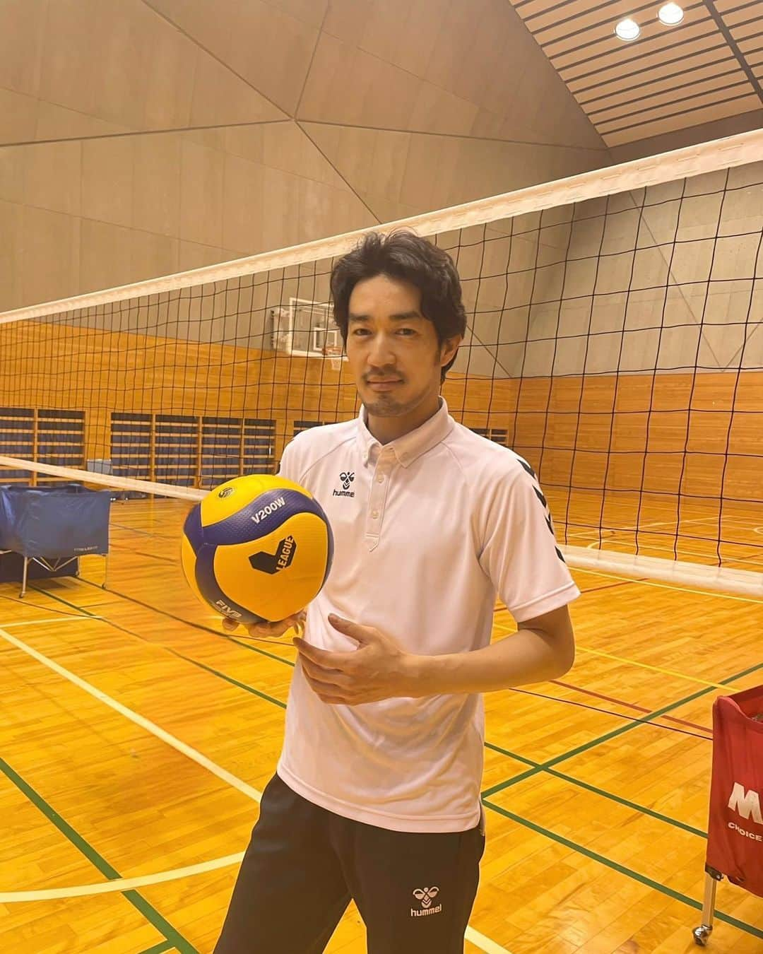 大谷亮平さんのインスタグラム写真 - (大谷亮平Instagram)「ドラマでバレーをする日が来るとは…🏐 来週の「オールドルーキー」お楽しみに！」8月14日 22時01分 - ryo.vbps