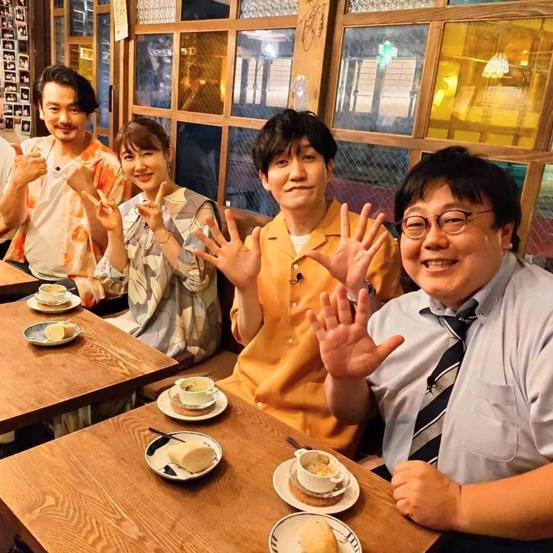 日本テレビ「ヒルナンデス！」さんのインスタグラム写真 - (日本テレビ「ヒルナンデス！」Instagram)「今日は「３世代で楽しむ東京ディズニーリゾート®！」をお送りしました！　 パワーアップしたスプラッシュ・マウンテン！ ３人ともびしょ濡れで迫力がすごかったですね✨ ジャングルカーニバルのボール転がしでミニーちゃんの人形をゲットしたり、 ミッキーマウスやディズニーの仲間たちと一緒にみんなでダンスをしたり、 とっても楽しそうでした😊  明日のヒルナンデスは ・東京駅のエキナカ商業施設に密着 ・夏の修学旅行in三浦半島 をお送りします！  #ヒルナンデス (C)日本テレビ」8月15日 18時24分 - hirunandesu_ntv_official