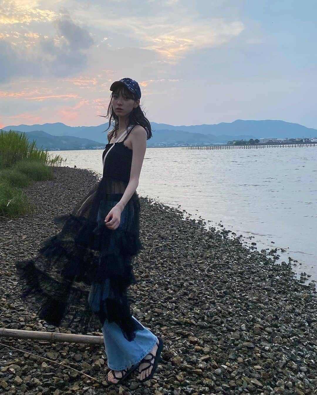 夏目璃乃さんのインスタグラム写真 - (夏目璃乃Instagram)「🌊 ・ ・ 平成ギャルっぽい帽子とレースが可愛いでしょ‪‪☺︎‬ ・ ・ #夏目璃乃 #04 #夏服 #レースワンピース #데일리룩 #오오티디 #패션 #패션 #코디 #패션스타그램 #악세사리 #ootd #fashion」8月15日 19時53分 - natsume_rino