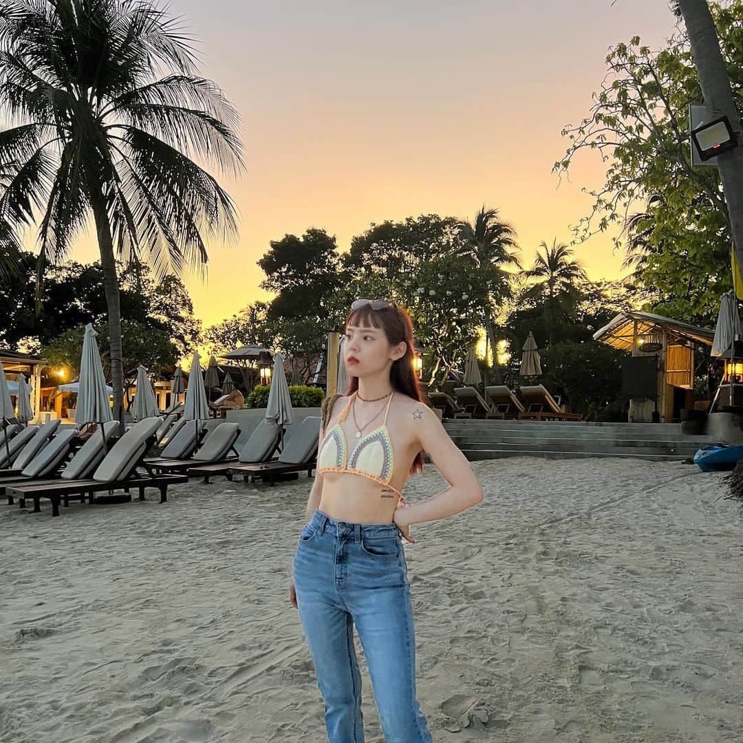 瀬戸あゆみさんのインスタグラム写真 - (瀬戸あゆみInstagram)「タイ、サムイ島に来ています🇹🇭🌴  毎日プールとビーチとタイ料理とシンハーで、最高な日々です🫶🏻 久しぶりに、帰りたくない。。となっています。 @frontriver_marina ちゃんとの旅が楽しすぎて居心地良すぎちゃってます🥰♨️  #ayumi_journey  #samui」8月16日 19時15分 - setoayumi