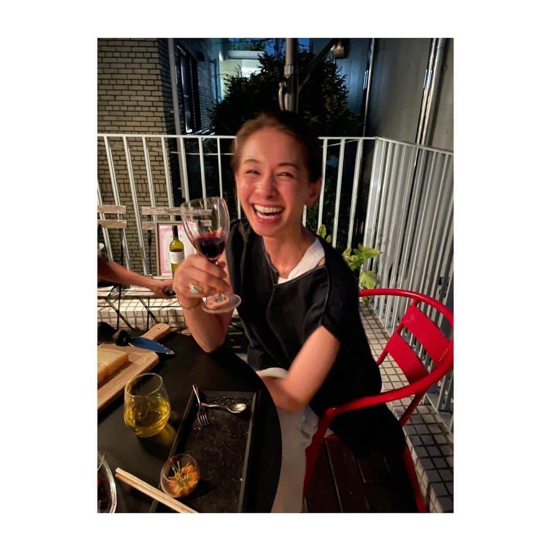 稲沢朋子さんのインスタグラム写真 - (稲沢朋子Instagram)「休日の楽しみ☺️ ゆったり〜楽しい時間を過ごす いつかのpick📷 ホームパーティー🥂 thanks！」8月16日 21時28分 - ina_tomo