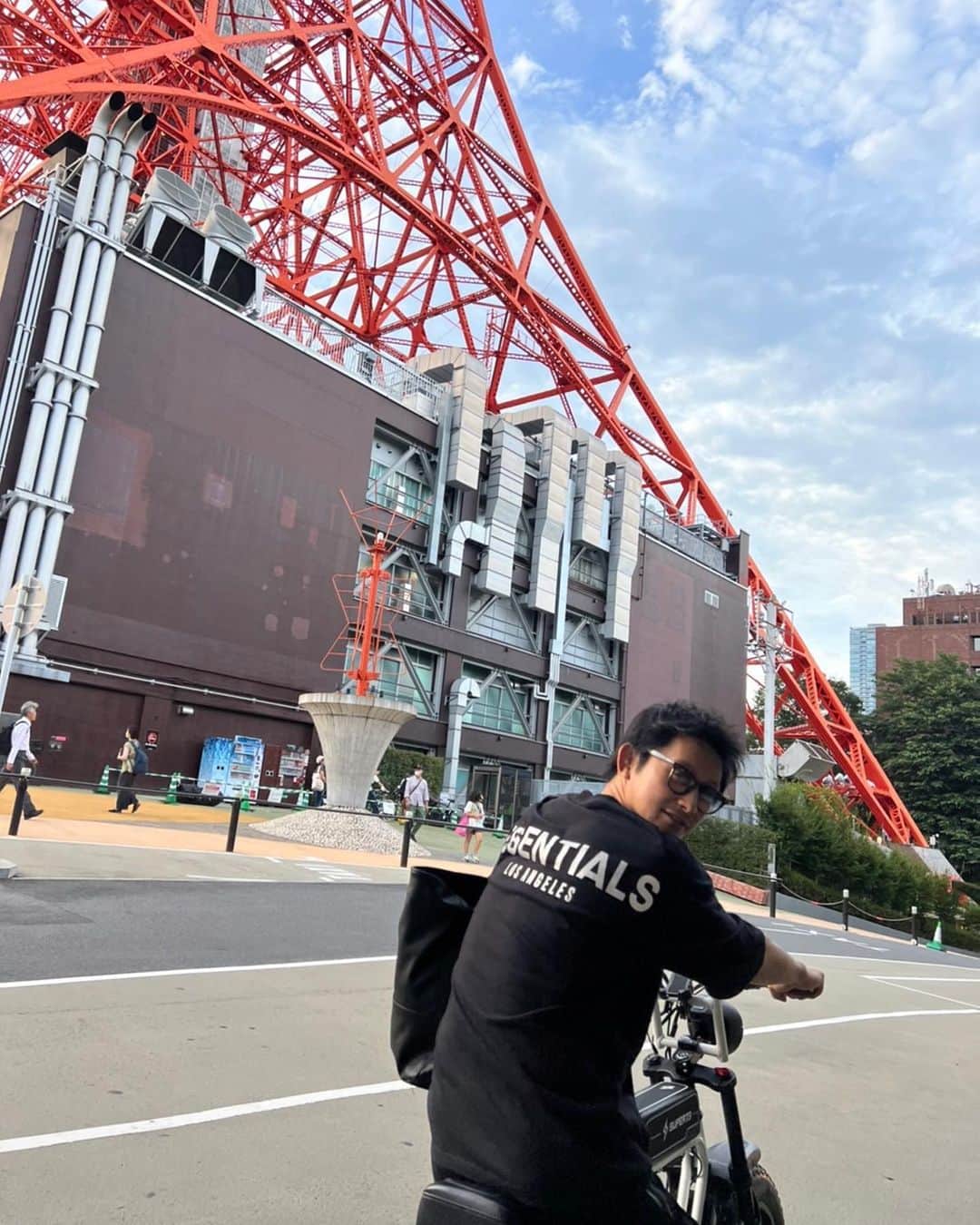 吉永啓之輔さんのインスタグラム写真 - (吉永啓之輔Instagram)「乗りやすかった🚲  .  楽しかった  .  #自転車 #六本木 #東京タワー」8月17日 8時00分 - keinosuke91