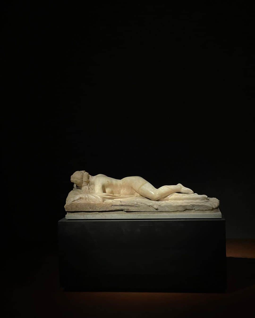 Inka Williamsさんのインスタグラム写真 - (Inka WilliamsInstagram)「Hermaphrodite , Roman Art, 1st century BC」8月17日 10時20分 - inkawilliams