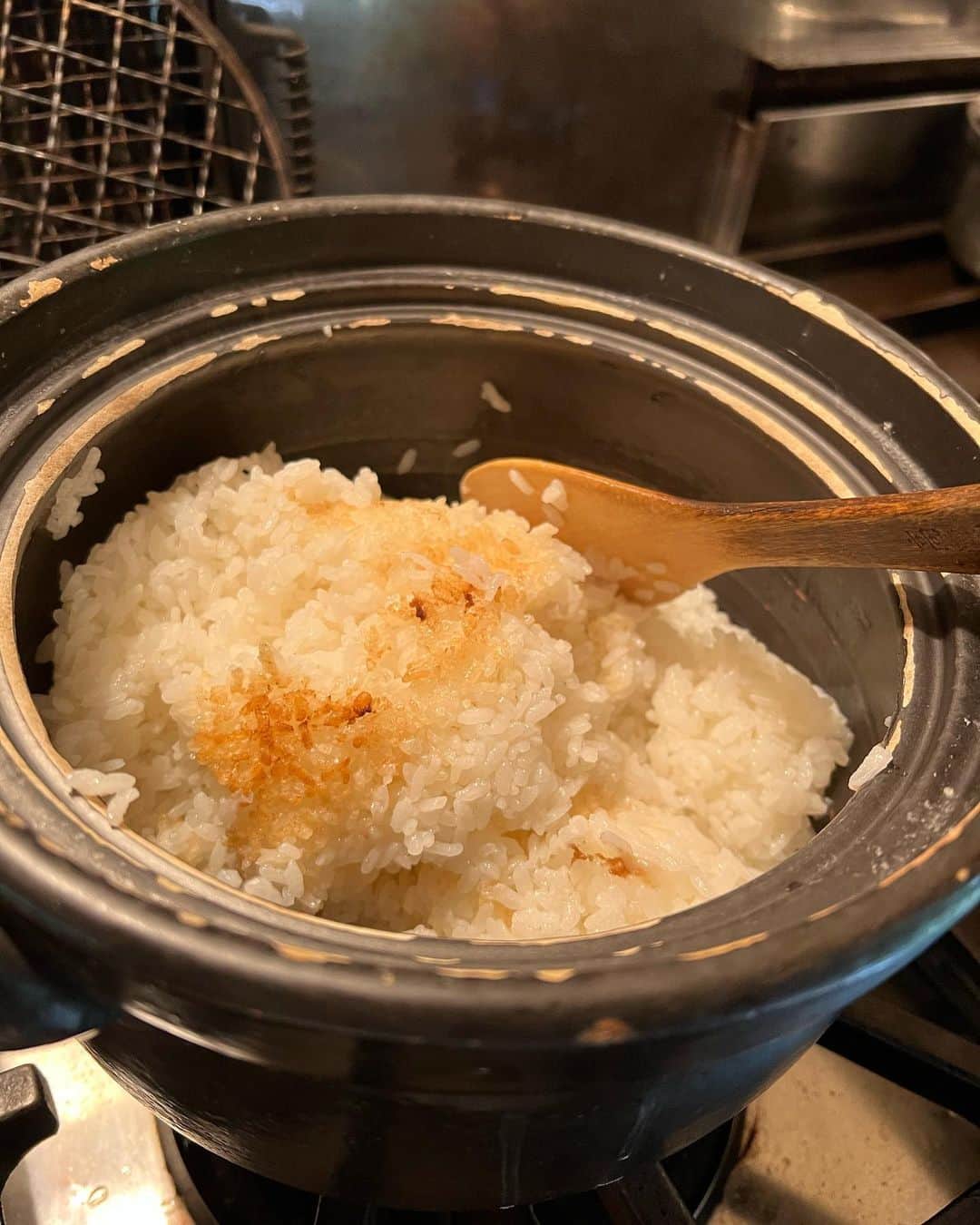 井上咲楽さんのインスタグラム写真 - (井上咲楽Instagram)「. 土鍋ご飯はおいしい！おこげがとっても香ばしくて、大好き！」8月17日 18時55分 - bling2sakura