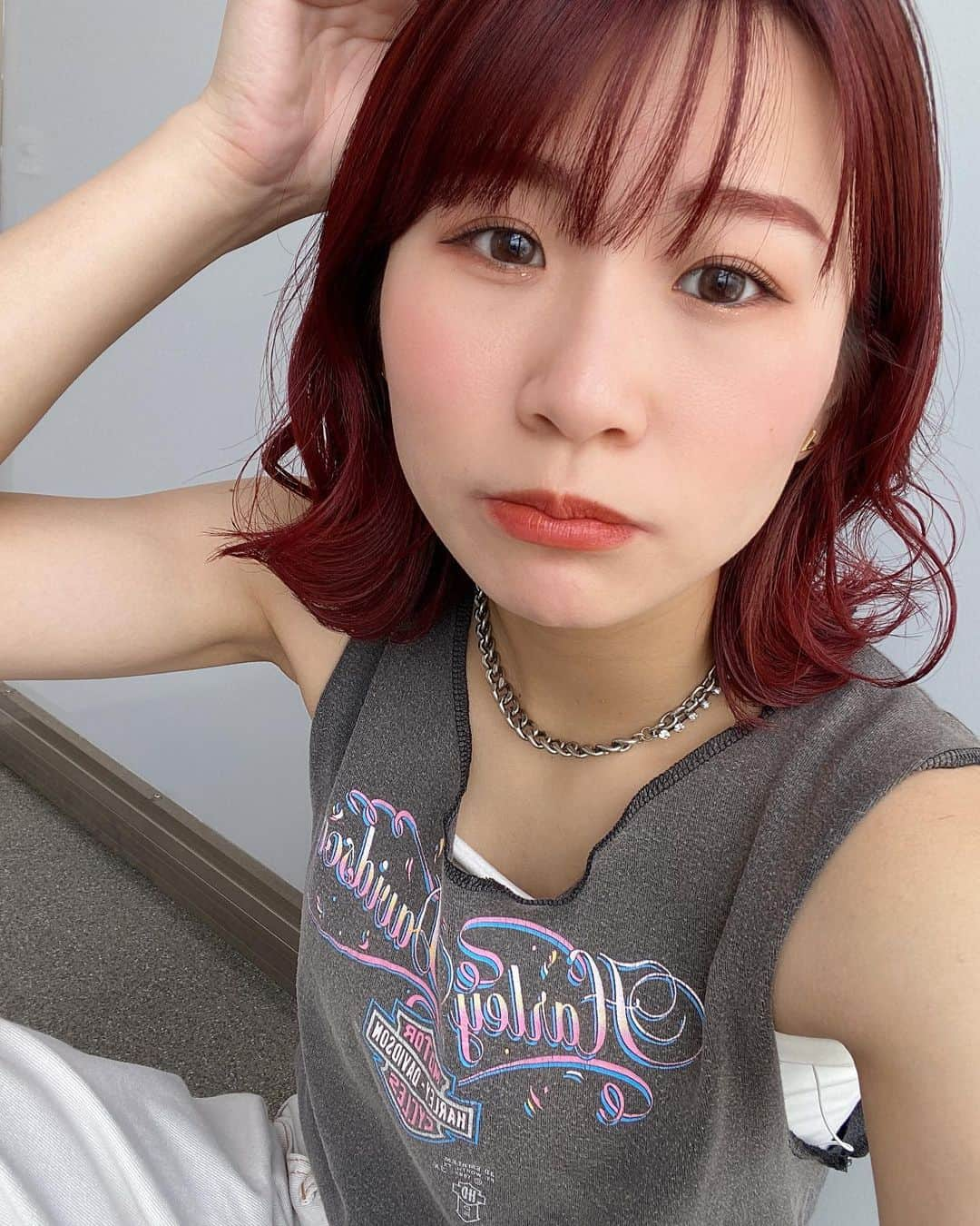 いちえ（夜のひと笑い）さんのインスタグラム写真 - (いちえ（夜のひと笑い）Instagram)「どうも美容系YouTuberです！  いつも通ってるところ紹介する！ @selectclinic  の茶屋町行ってる！ @dr_masao  さんにやっていただいています！ ほんまに肌綺麗になったら自分に自信つくから悩んでる人おったら是非行ってみてほしい😭 自分が悩んでたからこそ、悩んでる人の気持ちわかるし何か手助けになればなと思う✌🏻  #ダーマペン  #ピコトーニング  #ミックスピーリング  #イソトロイン」8月17日 19時17分 - hnkichie27