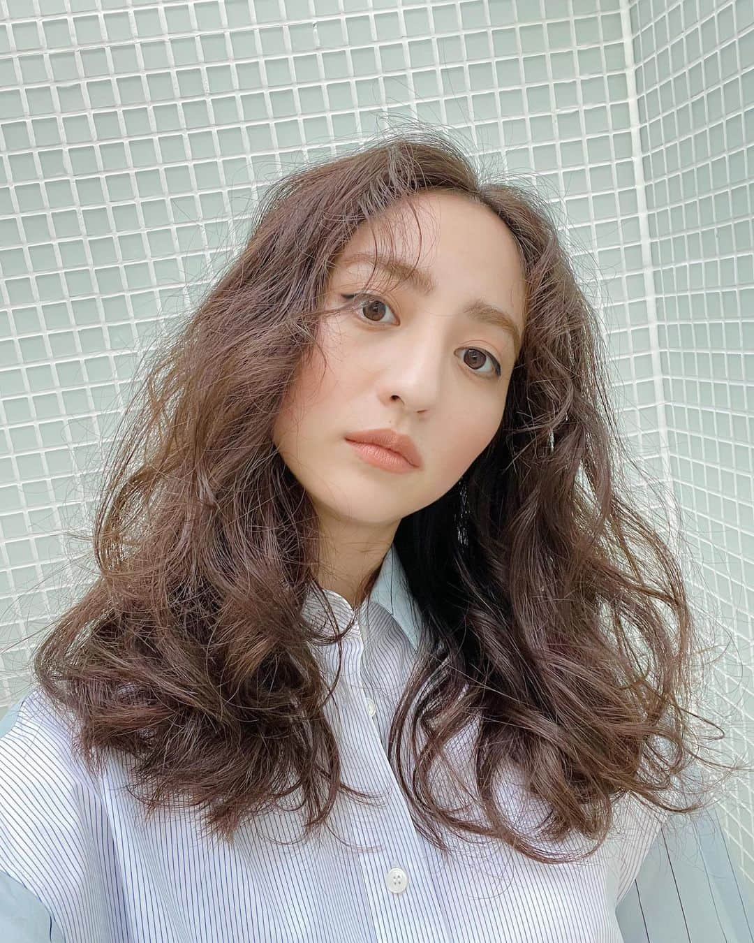 堀田茜さんのインスタグラム写真 - (堀田茜Instagram)「🌀ぐりぐりへあー CLASSY.の撮影にて🌀」8月17日 20時40分 - akanehotta