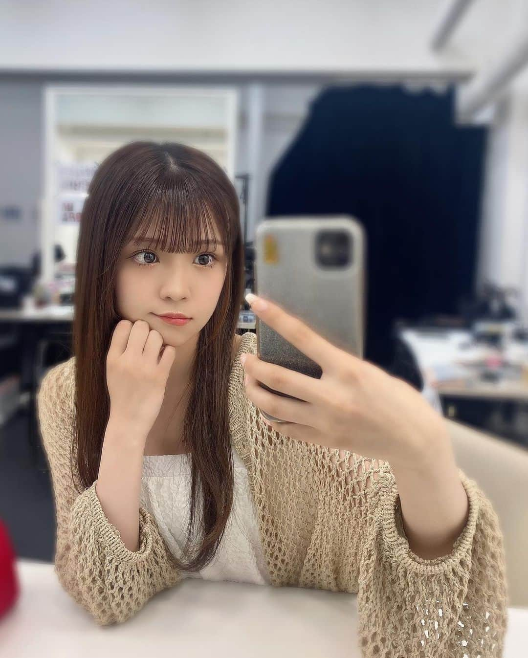 貞野遥香さんのインスタグラム写真 - (貞野遥香Instagram)「☆ 「「好きだ虫🐝💞」」 ⁡ ⁡ NMB48 27thシングル 【好きだ虫】を初披露させて頂きました！！ ⁡ ダンスの中で“好きだ虫ポーズ”もあるので 写真撮るときにおすすめです🤭🌼 ⁡ ⁡ ちなみにはるかはtype-Bのジャケ写にいます🌷 オレンジ色の枠でめちゃめちゃ可愛い～🧡 ⁡ 9月21日発売です！ ⁡ ⁡ ⁡ ⁡  ⁡ お話し会という名のデートも…♡ お待ちしてます🥺 ⁡ ⁡ ⁡ ⁡ #好きだ虫 #ジャケ写 #アイドル #idol #nmb48」8月17日 21時23分 - _haruka_sadano06