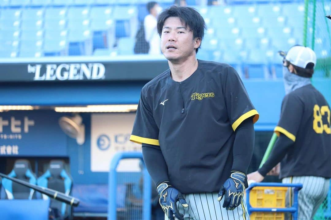 阪神タイガースさんのインスタグラム写真 - (阪神タイガースInstagram)「8月18日ヤクルト戦、本日の試合前練習の様子です！ #中野拓夢 選手 #長坂拳弥 選手 #糸原健斗 選手 #陽川尚将 選手 #伊藤将司 選手 #島本浩也 選手 #ラウルアルカンタラ 選手 #湯浅京己 選手 #浜地真澄 選手 #岩貞祐太 選手 #阪神タイガース  #イチにカケル！」8月18日 18時11分 - hanshintigers_official