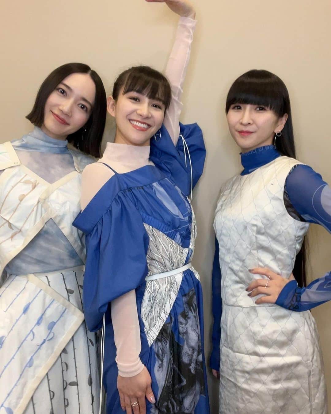 Perfumeさんのインスタグラム写真 - (PerfumeInstagram)「Perfumeが出演中 Amazon Original番組 「ザ・マスクド・シンガー シーズン2」Ep.6&7が配信開始👼  難易度UPの今シーズン！ メンバーの推理は当たるのか…🕵️‍♀️ ぜひお楽しみください💭  The 6th&7th Episodes of "The Masked Singer Season 2" are now availabe on Amazon Prime Video! *in Japan only Make sure to check out if members can guess who is behind the mask🕵️‍  #歌っているのは誰だ  #マスクドシンガー #prfm」8月19日 0時51分 - prfm_official