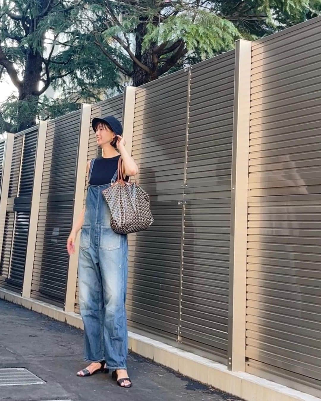 栗原恵さんのインスタグラム写真 - (栗原恵Instagram)「. 楽ちんな格好も好き👖💙」8月19日 20時39分 - megumi_kurihara_official