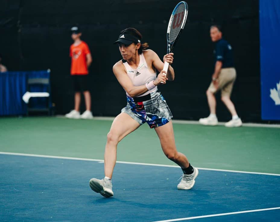 加藤未唯さんのインスタグラム写真 - (加藤未唯Instagram)「Through to the final at @vanopentennis 🔥 明日は決勝です、次こそ掴みたいです💪 #vancouver #vanopen #canada  #tennis #doubles #final #adidas #adidaswomen #wilson #バンクーバー #カナダ #テニス #ダブルス  #アディダス #ウイルソン #明日は #決勝」8月20日 13時56分 - miyukato1121