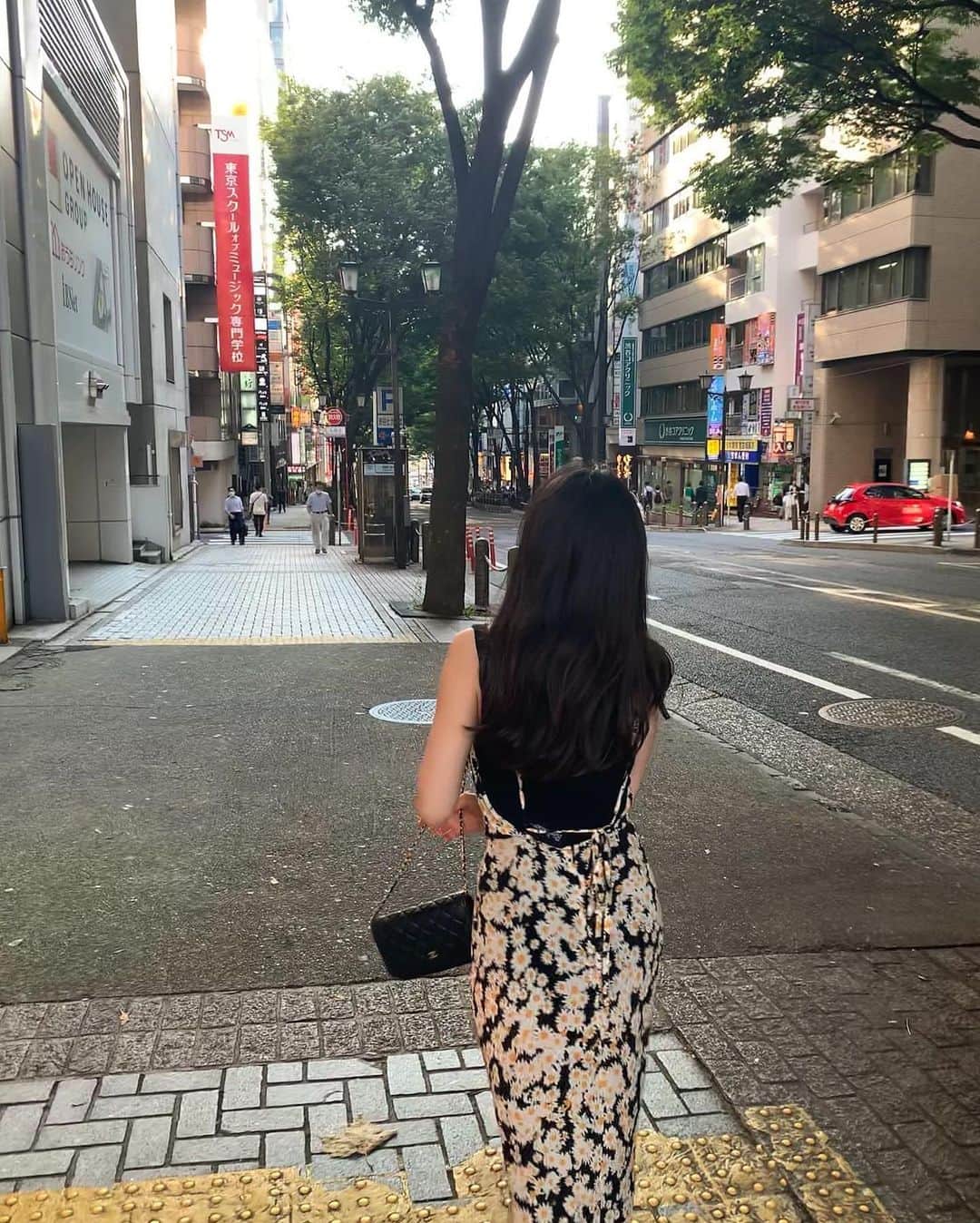 吉竹美聡さんのインスタグラム写真 - (吉竹美聡Instagram)「夏のうちに🌻🖤」8月20日 20時51分 - misatoy