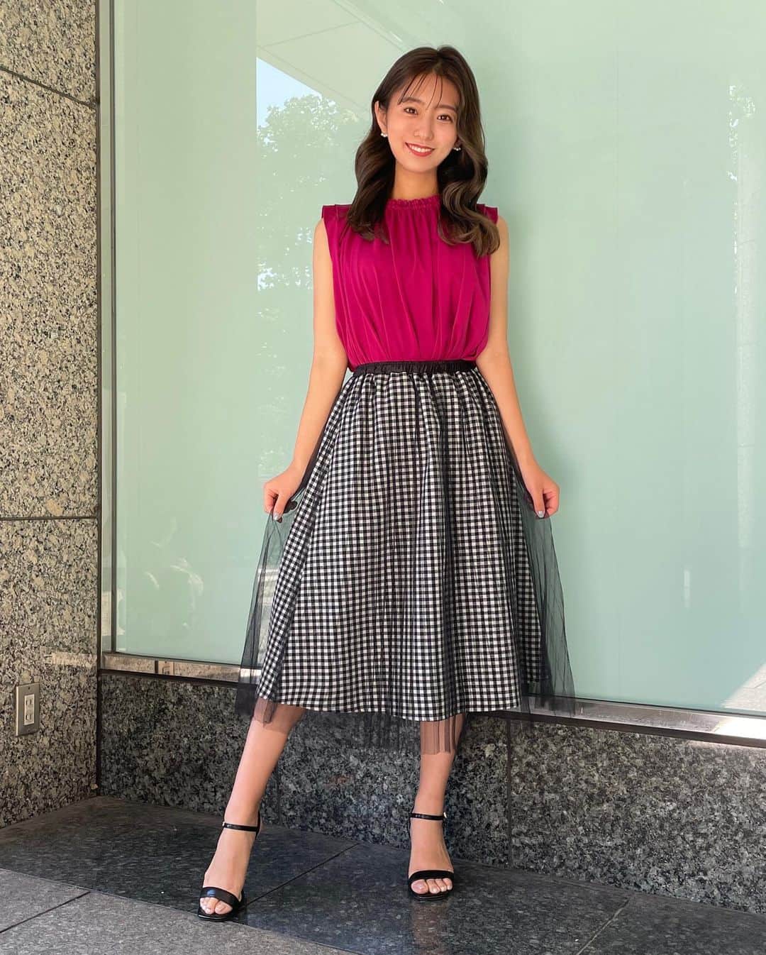 白戸ゆめのさんのインスタグラム写真 - (白戸ゆめのInstagram)「👗 . #東京インフォメーション #衣装 衣装に合わせたヘアスタイルも 注目してもらえたらと思います✨」8月21日 13時15分 - yumeno.s_