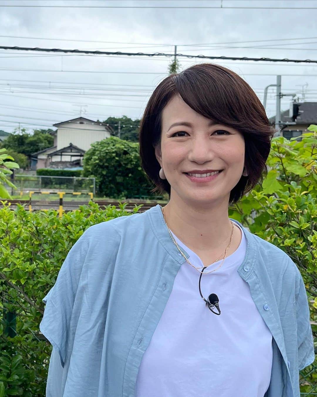 馬場典子さんのインスタグラム写真 (馬場典子Instagram)「バス旅Z の衣装 は 茶系ニット ピンクのパンツ soeju