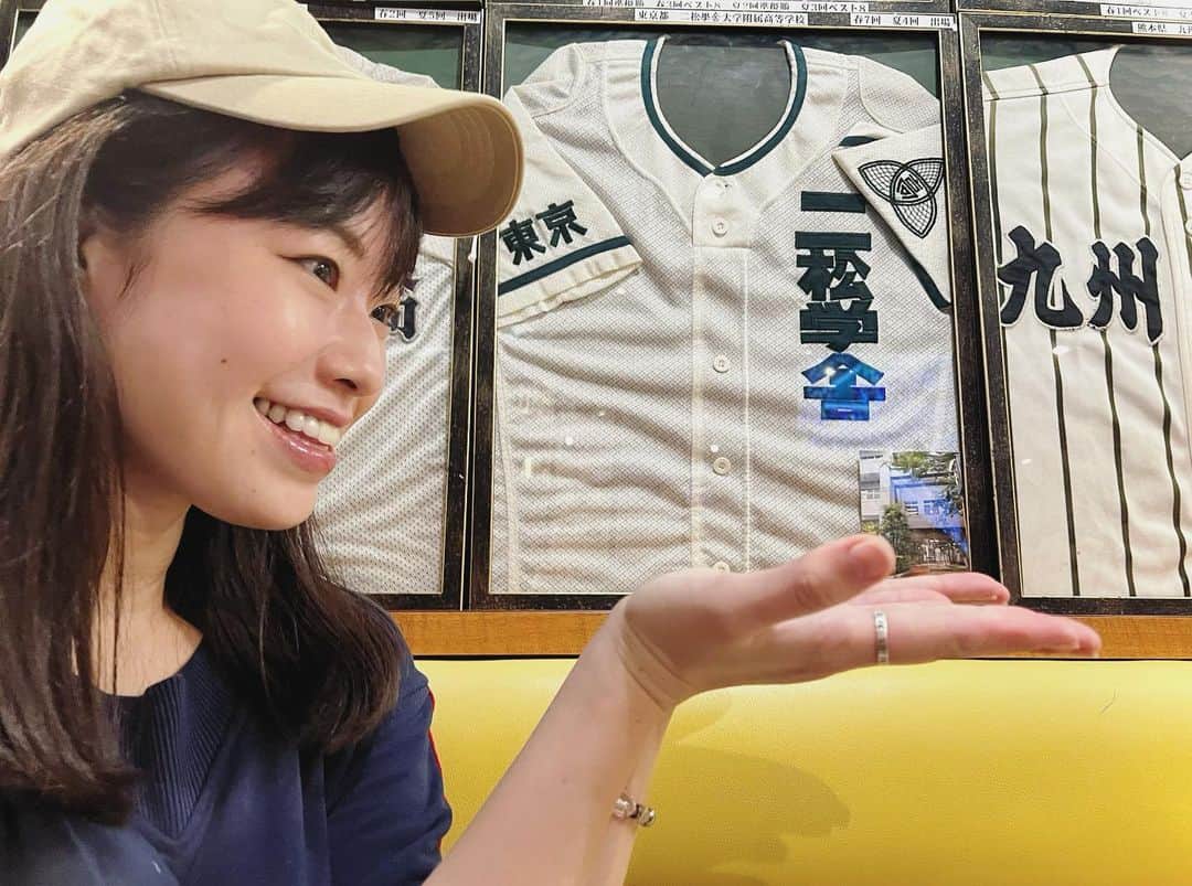 小田飛鳥さんのインスタグラム写真 - (小田飛鳥Instagram)「ずっと行きたかった高校野球酒場『球児園』さんへ☺︎ アゲアゲホイホイ（勿論、報徳学園の）流して貰って、アゲアゲホイホイ食べる大人の遊び…🍸 今日も二松学舎推しでございました🙂 甲子園終わったら、また行こ〜〜 スタッフさん達、詳し過ぎて、何話しても乗ってくれて嬉しかった🥹 #球児園 #高校野球 #高校野球好きな人と繋がりたい #二松学舎 #甲子園」8月22日 9時23分 - asuka_oda_0320