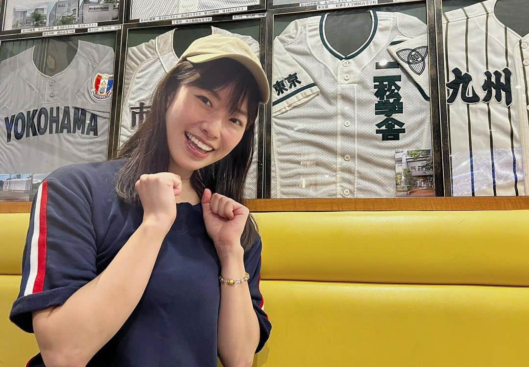 小田飛鳥さんのインスタグラム写真 - (小田飛鳥Instagram)「ずっと行きたかった高校野球酒場『球児園』さんへ☺︎ アゲアゲホイホイ（勿論、報徳学園の）流して貰って、アゲアゲホイホイ食べる大人の遊び…🍸 今日も二松学舎推しでございました🙂 甲子園終わったら、また行こ〜〜 スタッフさん達、詳し過ぎて、何話しても乗ってくれて嬉しかった🥹 #球児園 #高校野球 #高校野球好きな人と繋がりたい #二松学舎 #甲子園」8月22日 9時23分 - asuka_oda_0320