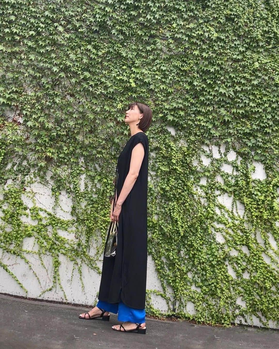 栗原恵さんのインスタグラム写真 - (栗原恵Instagram)「. オールドルーキー 見たよって たくさんのメッセージありがとうございました🖤💙  久しぶりのバレーコートは 懐かしい感じがしました🏐  (撮影の日は現役時代の夢を見ました😪💭笑)」8月22日 11時33分 - megumi_kurihara_official