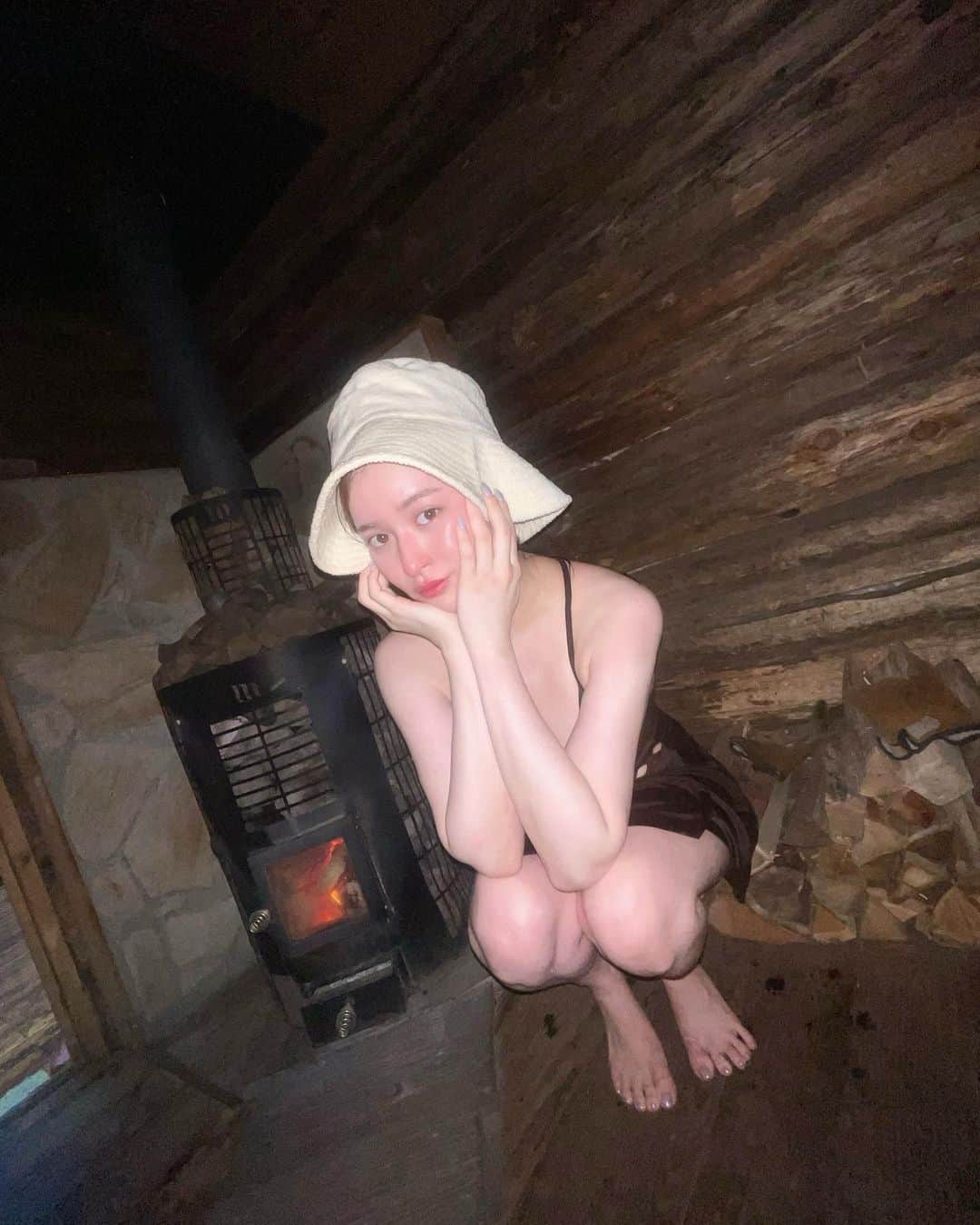 野崎萌香さんのインスタグラム写真 - (野崎萌香Instagram)「The Sauna🧖‍♀️❤️🐻🌳 @the_sauna_nojiriko」8月22日 21時22分 - moeka_nozaki