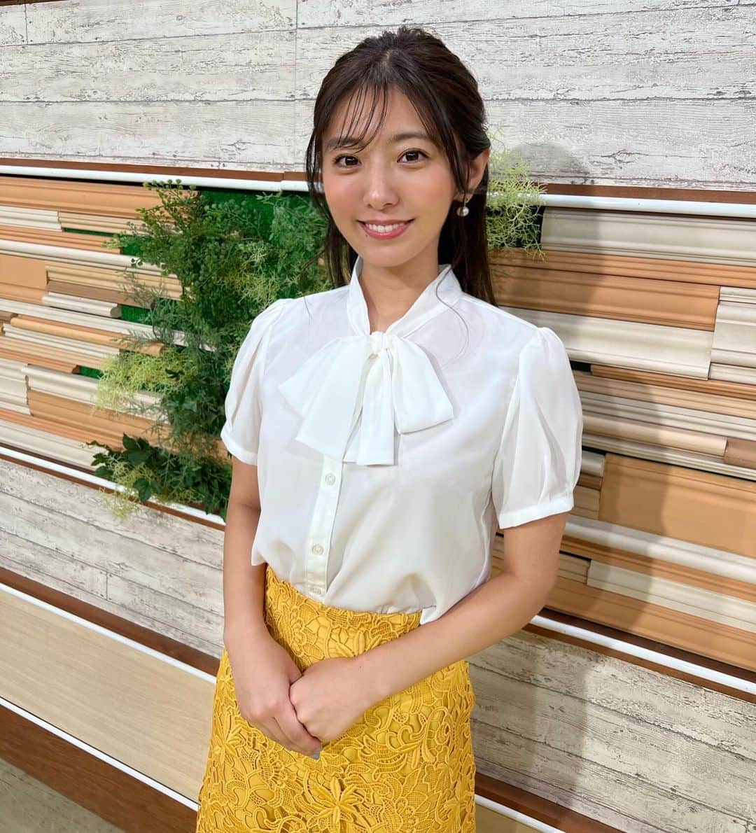 白戸ゆめのさんのインスタグラム写真 - (白戸ゆめのInstagram)「👗 . #東京インフォメーション #衣装 今週も頑張りましょう☺️」8月22日 21時53分 - yumeno.s_