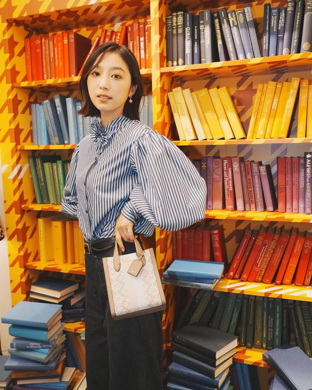 坂東希さんのインスタグラム写真 - (坂東希Instagram)「8/26〜10/2の期間限定で kate spade new york 銀座店3階にて  “Saturday Open House” pop-up shop がオープンするみたいです！ お部屋がとっても可愛かった〜💐 クロワッサンも美味しかったよ🥐 @katespadejapan  #ケイトスペード #スペードフラワー」8月24日 15時10分 - nozomibando_official