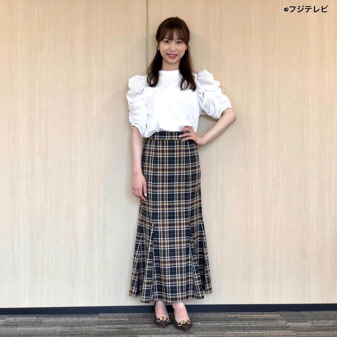 フジテレビ「めざましテレビ」さんのインスタグラム写真 - (フジテレビ「めざましテレビ」Instagram)「ファッション雑誌CanCamとコラボした お天気コーナー「きょう何着て行く？」 林佑香の毎日のコーデを紹介♪  ８月２４日（水） 【今日のコーデ】　　 ・プルオーバー→ @rirandture_official 　１万３２００円 ・スカート→ @gu_global 　　２４９０円 ・靴→ @dianashoespress 　　１万７０５０円 ・イヤリング→ @cocoshnik_official ３万９６００円   【コーデのポイント】 秋のトレンドがそろそろ気になる時期😍  真っ先にチェックしたいのは クラシカルなチェックスカート👍  こっくりカラーならより上品ムードが高まります🙆‍♀️  クリアホワイトのトップスに合わせて 爽やかにコーディネートをすると 暑い☀️時期から楽しめます🎉  #めざましテレビ #きょう何着て行く？ #林佑香 #今日のコーデ #コーデ #CanCam #今日のファッション#ootd #きょう何着て行く？は月〜金朝6時22分ごろ放送📺  #ゆかちゃん #きれいめコーデ #きれいめカジュアル #大人コーデ #夏コーデ #オフィスカジュアル #上品コーデ #アナウンサー衣装」8月24日 16時40分 - mezamashi.tv