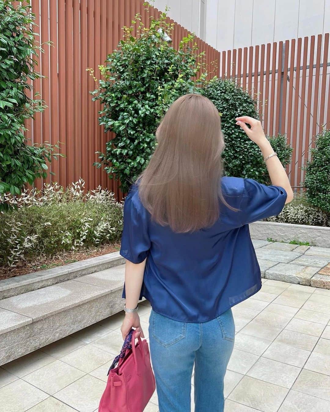 桃華絵里さんのインスタグラム写真 - (桃華絵里Instagram)「New髪色🤍✨ ミルクティーベージュ」8月24日 19時45分 - _momoka828_