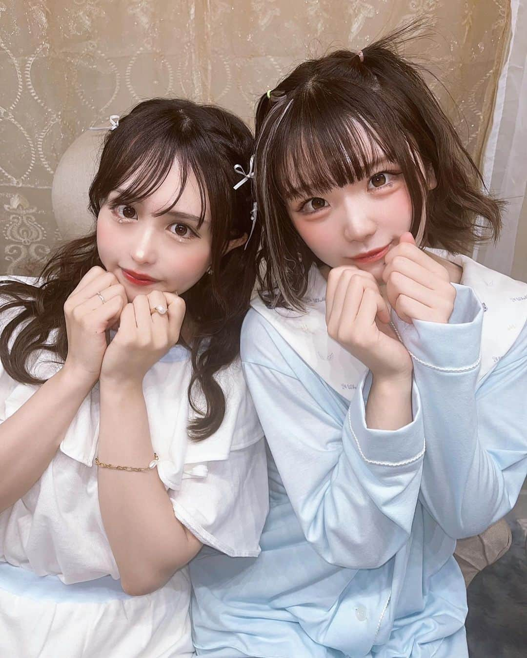 日向すずさんのインスタグラム写真 - (日向すずInstagram)「もかすず♡  忙しい中POPUP来てくれて、試着してかわいい写真たくさん撮ってくれたしアイテムもたくさんゲットしてくれてほんとに感謝₍ᐢ •̥ ̯ •̥ ᐢ₎♡  久しぶりに会えて、話せて嬉しかった໒꒱· ﾟ  またすぐ会おう(*>ω<*)！  #michela #ルームウェア #アイドルのいる生活 #もかち」8月25日 0時08分 - osuzudashi_