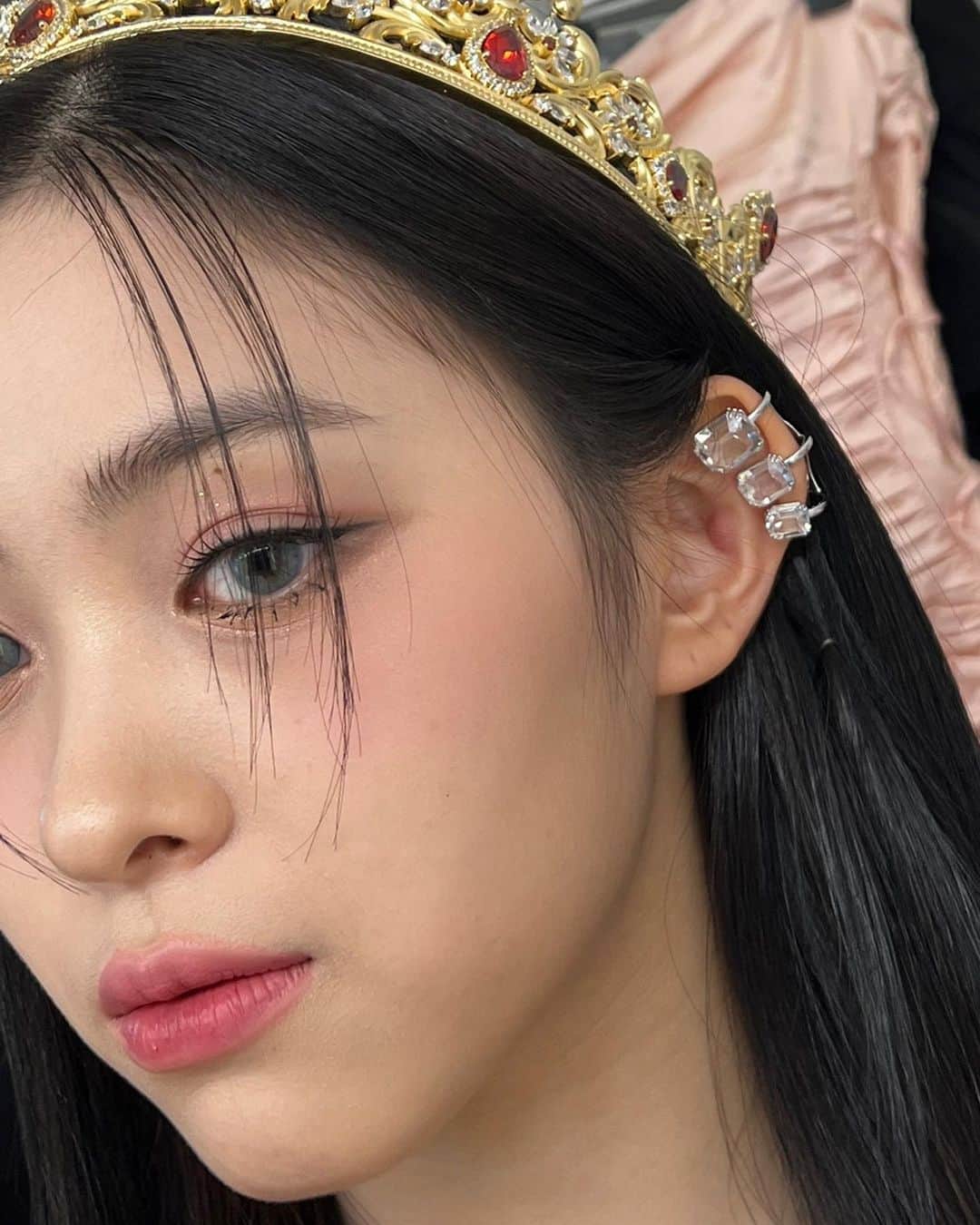 ITZYさんのインスタグラム写真 - (ITZYInstagram)「👑CHECKMATE👑」8月25日 10時59分 - itzy.all.in.us