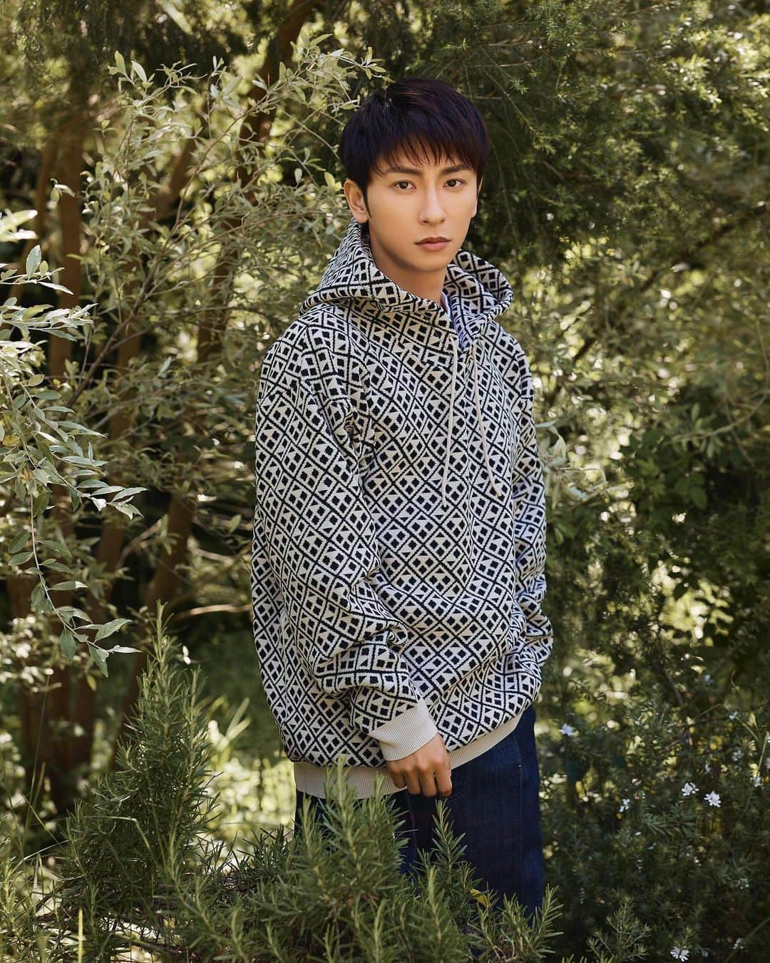 與真司郎さんのインスタグラム写真 - (與真司郎Instagram)「「446 - DOUBLE FOUR SIX - 22-23AW 2ndCollection」  22-23AW 2ndCollection 受注販売中です！  22-23AW 2nd Collection受注期間は8/20(土)11:00〜8/28(日)23:59までです！ * * Preorder now！ Aug. 20th 11:00～Aug. 28th 23:59  @446_double_four_six   #446DOUBLEFOURSIX #DOUBLEFOURSIX #SHINJIROATAE #與真司郎」8月25日 13時10分 - shinjiroatae1126