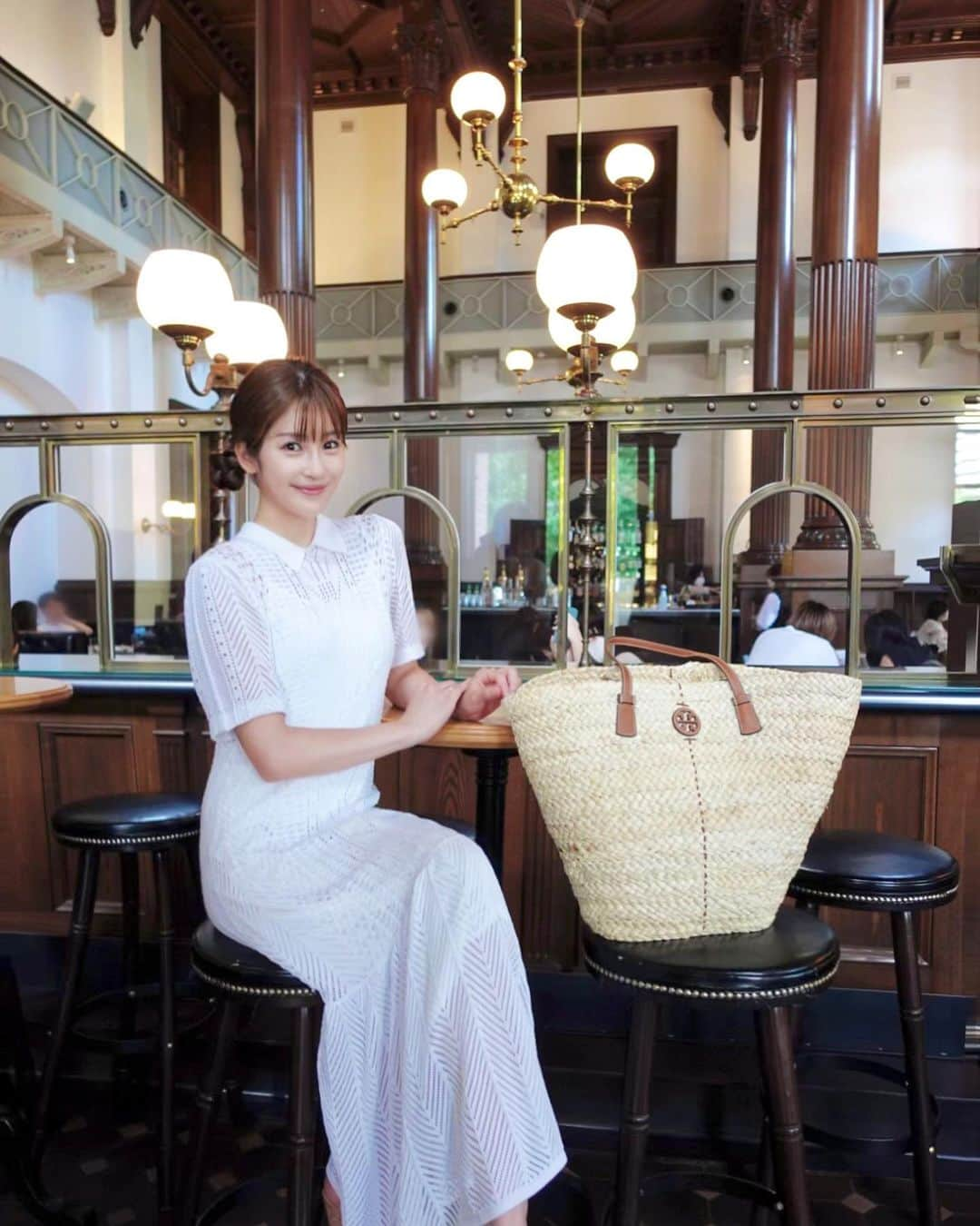 神田れいみさんのインスタグラム写真 - (神田れいみInstagram)「☕️  #cafe1894 🤭💕  天井が高くて レトロな雰囲気が素敵でした(*^^*)✨」8月25日 18時27分 - kandareimi