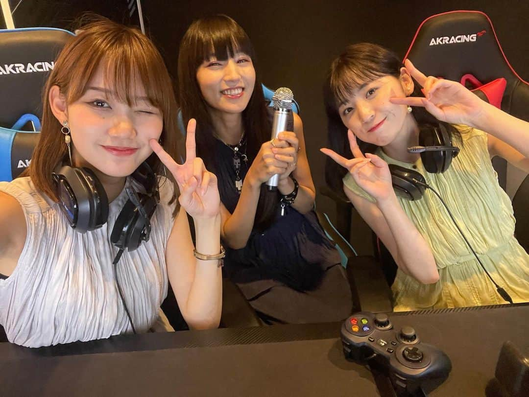 保﨑麗さんのインスタグラム写真 - (保﨑麗Instagram)「遅ばせながら！ TZ GAME Labsさんにて ゲームイベントご来場ありがとうございました！  ファンの方との初のゲームイベント！ なかなか白熱して楽しかったです🎮  大好きなゲームでお仕事ができるのは嬉しいことですね🤤✨  オスカー3人でお揃いの衣装でした ~🤍」8月25日 23時41分 - hozaki_rei